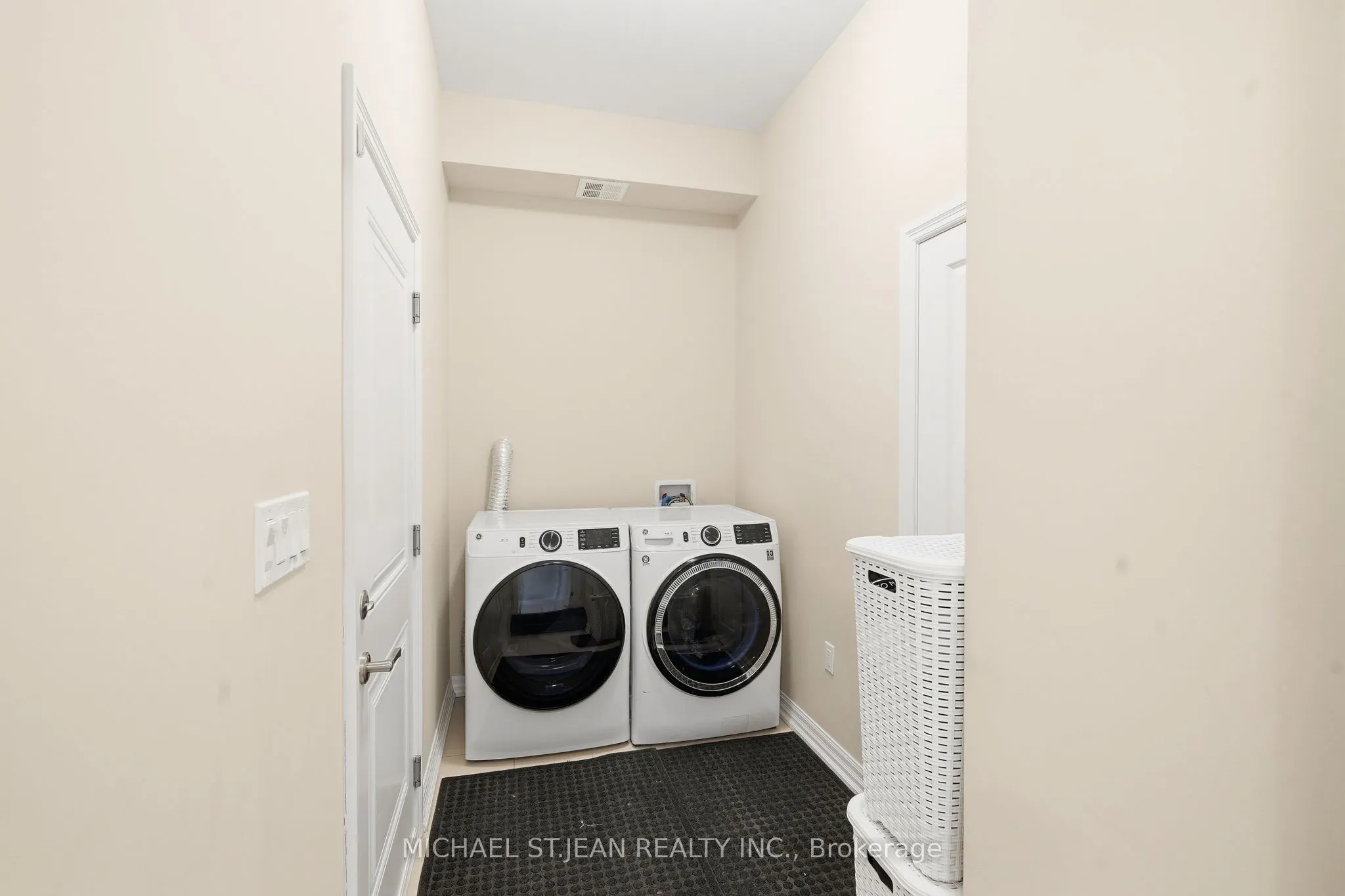 4311 Mann Street #62
