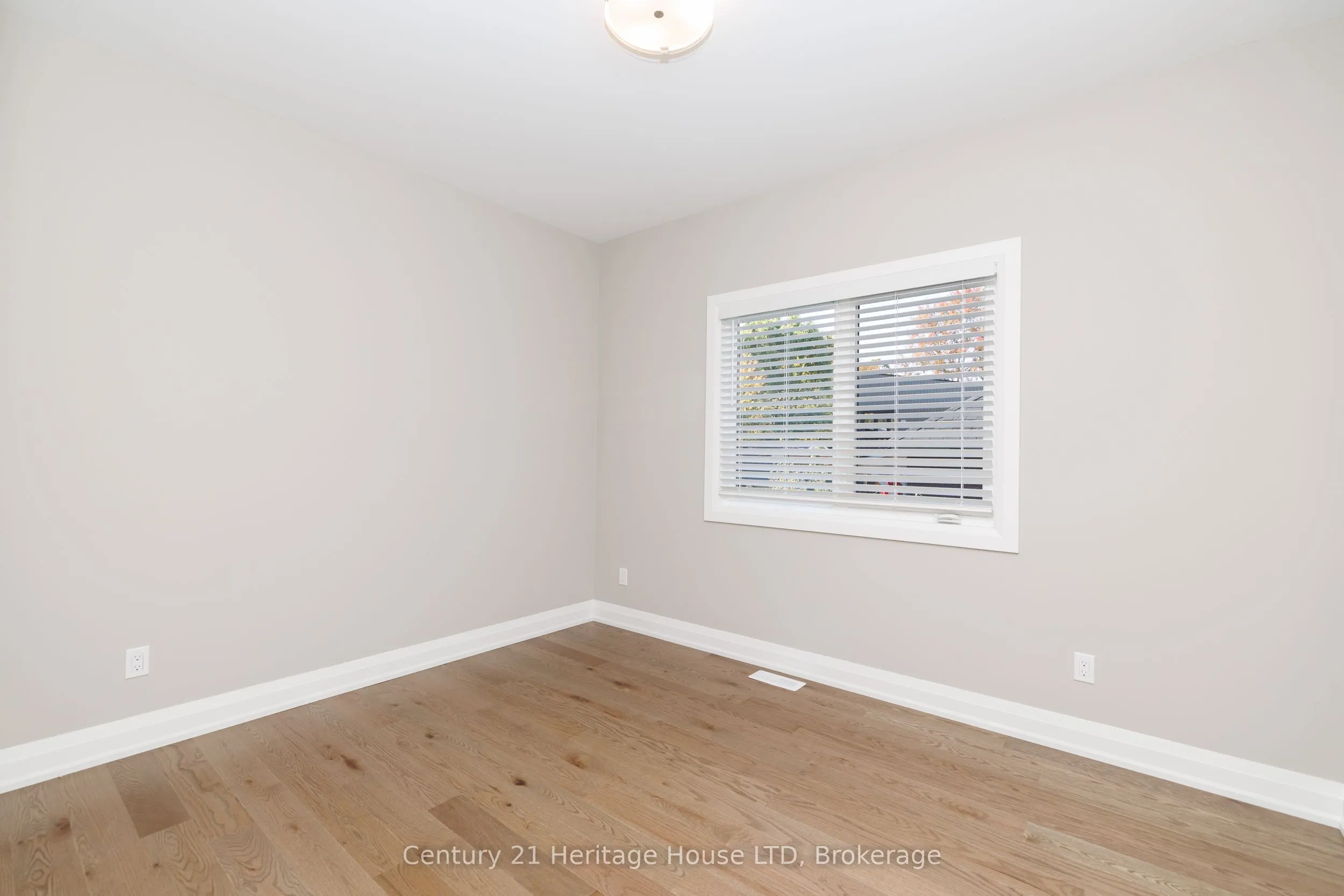 338 Sugarloaf Street