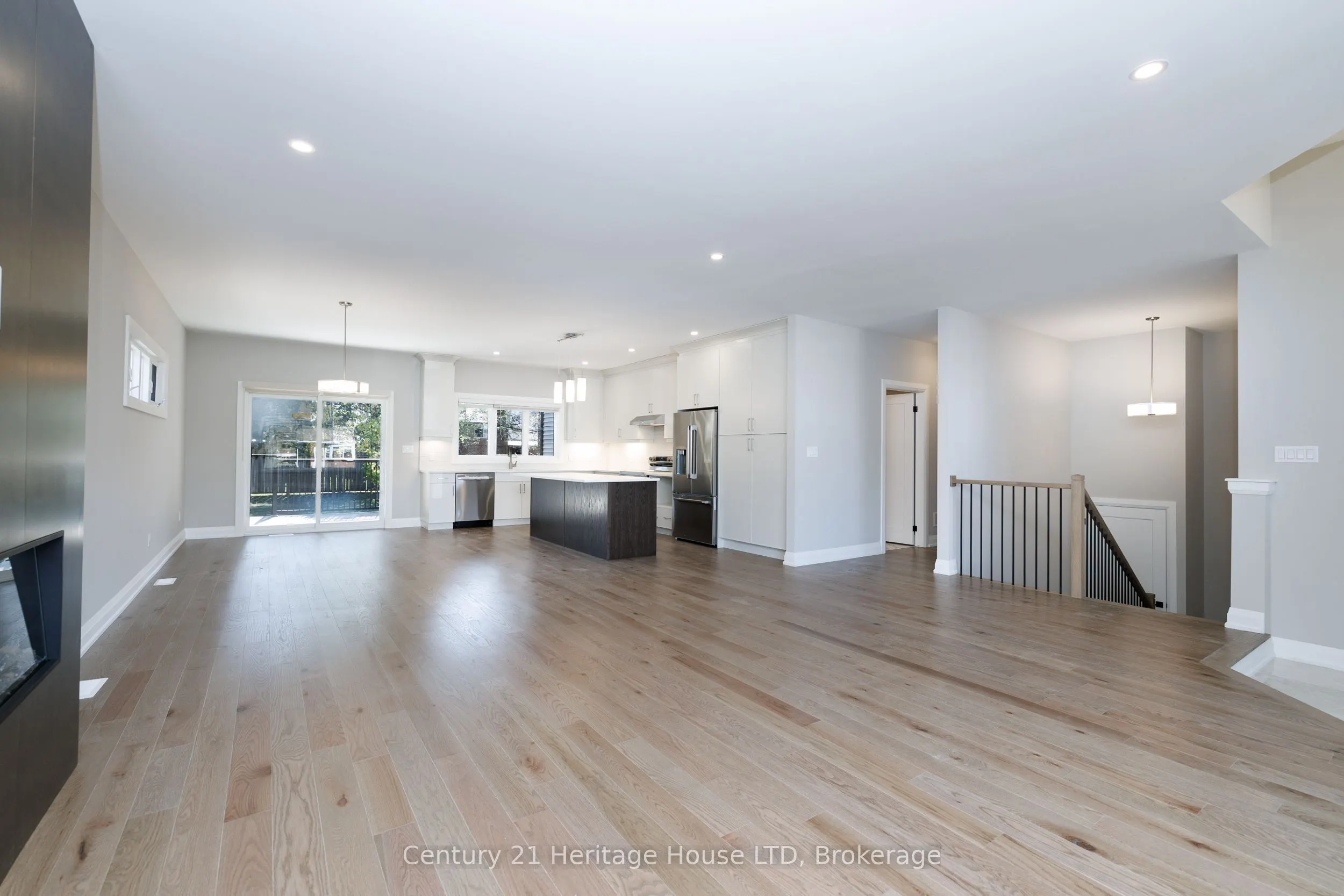 338 Sugarloaf Street