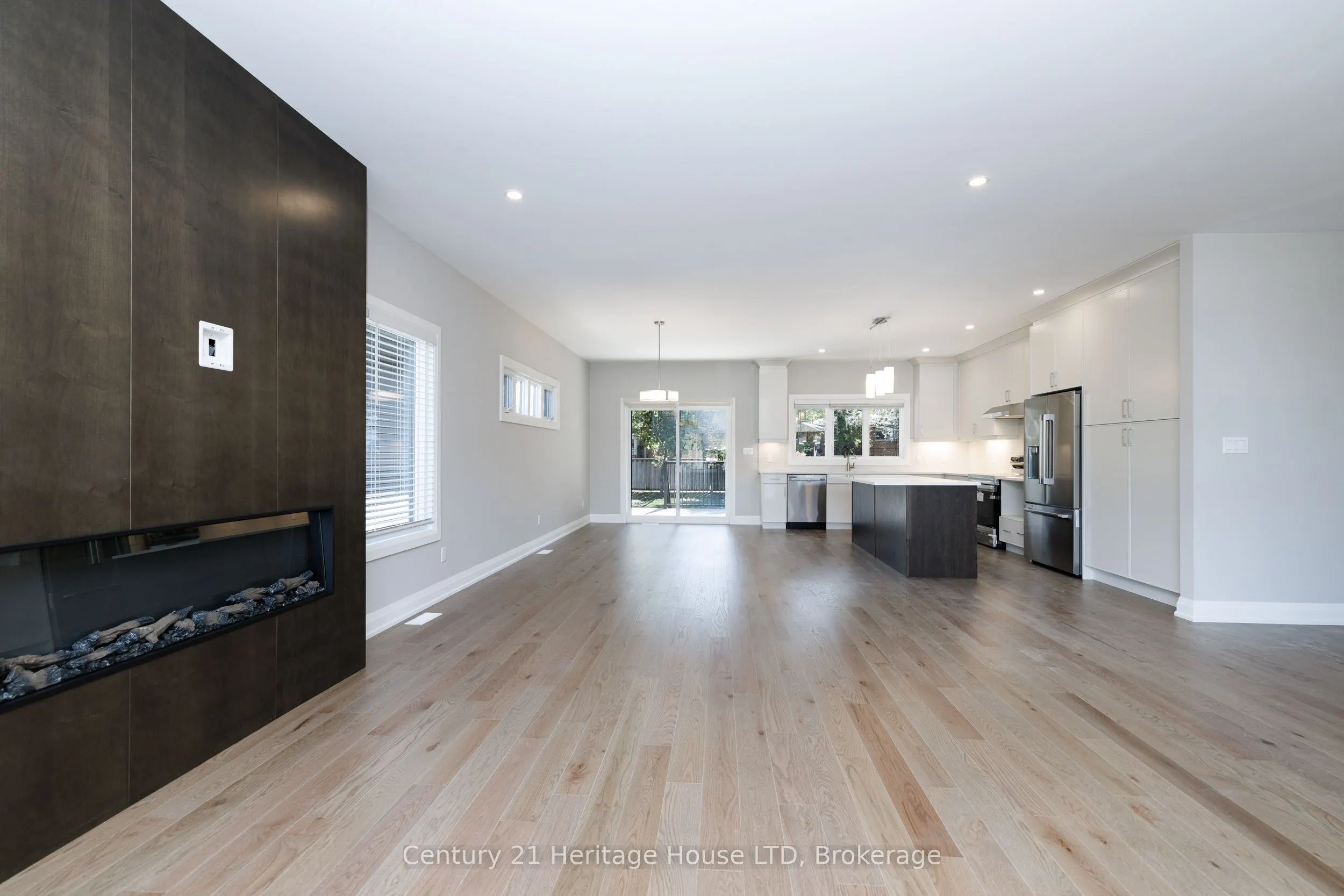 338 Sugarloaf Street