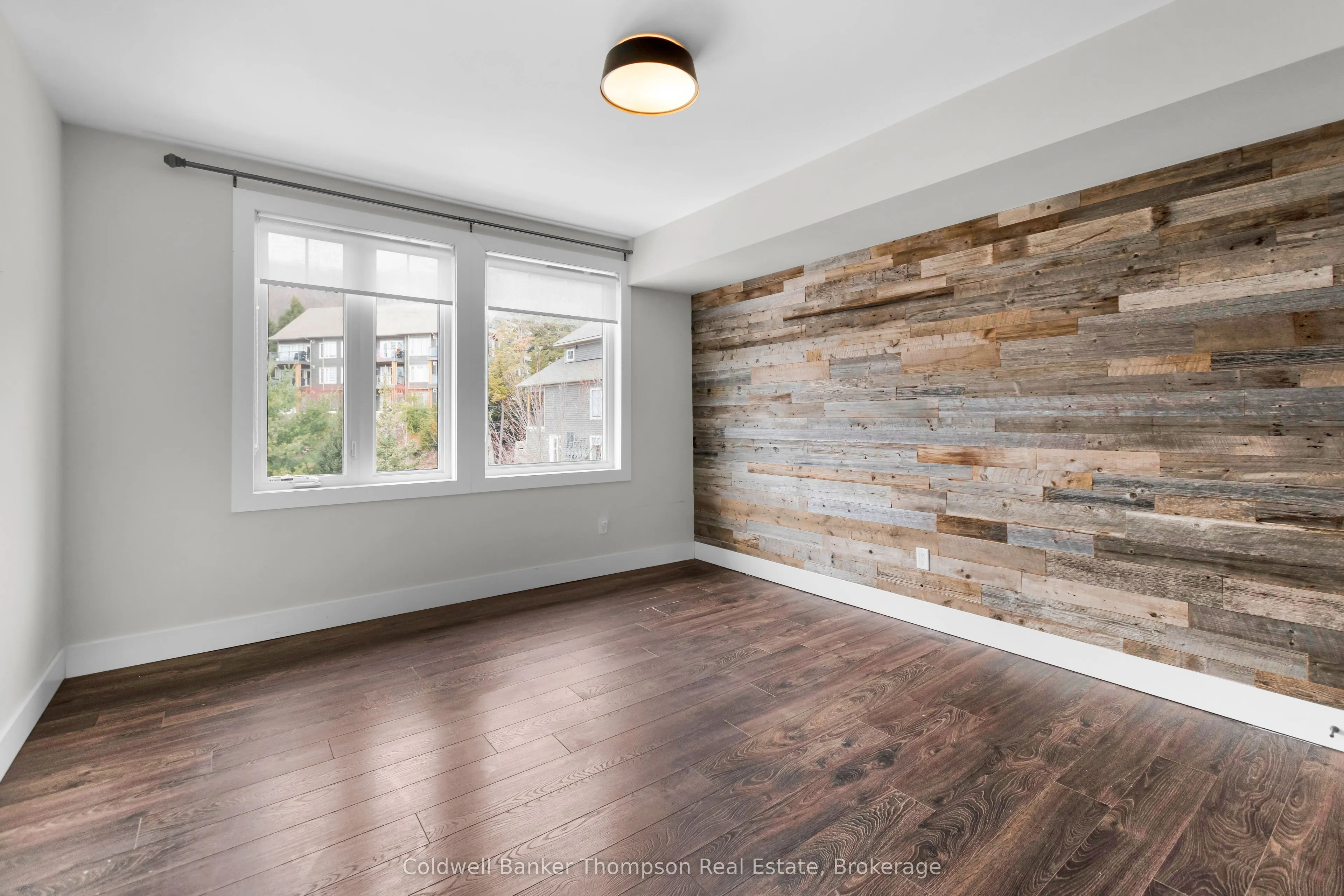 1 TREE TOPS Lane #302