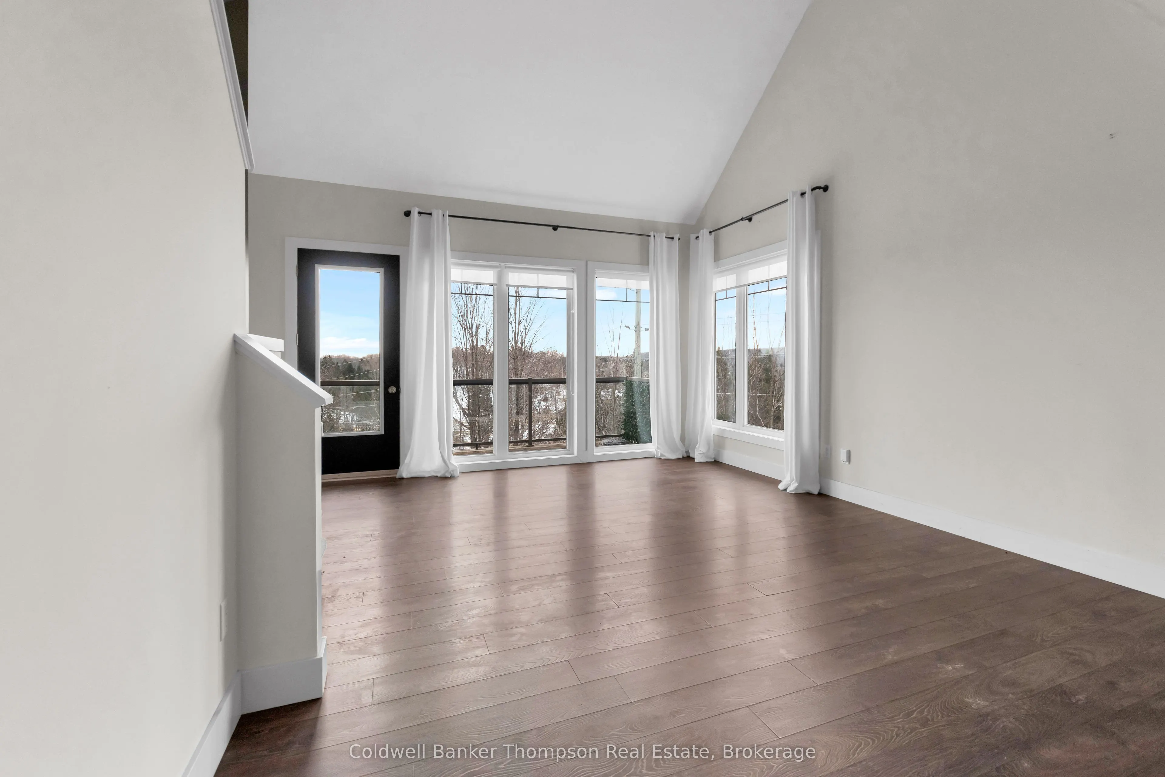 1 TREE TOPS Lane #302