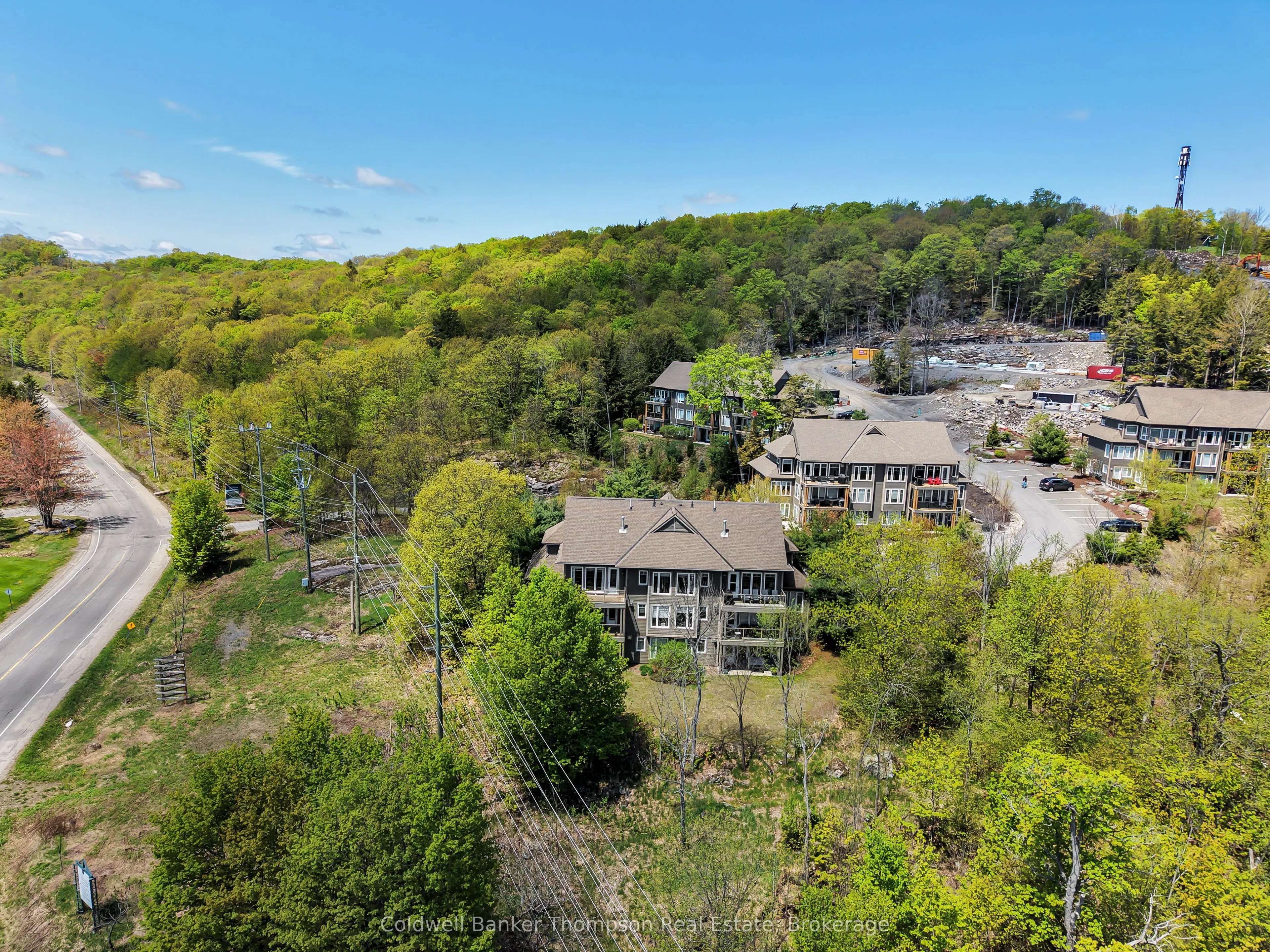 1 TREE TOPS Lane #302