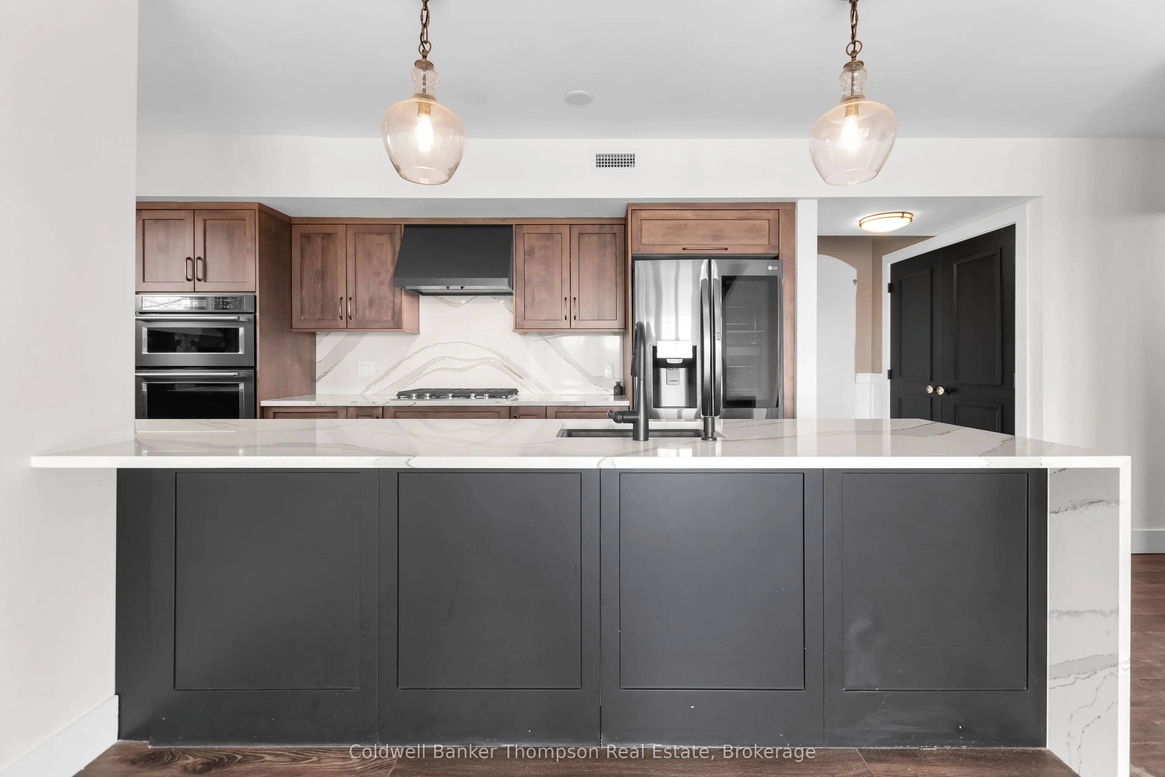 1 TREE TOPS Lane #302