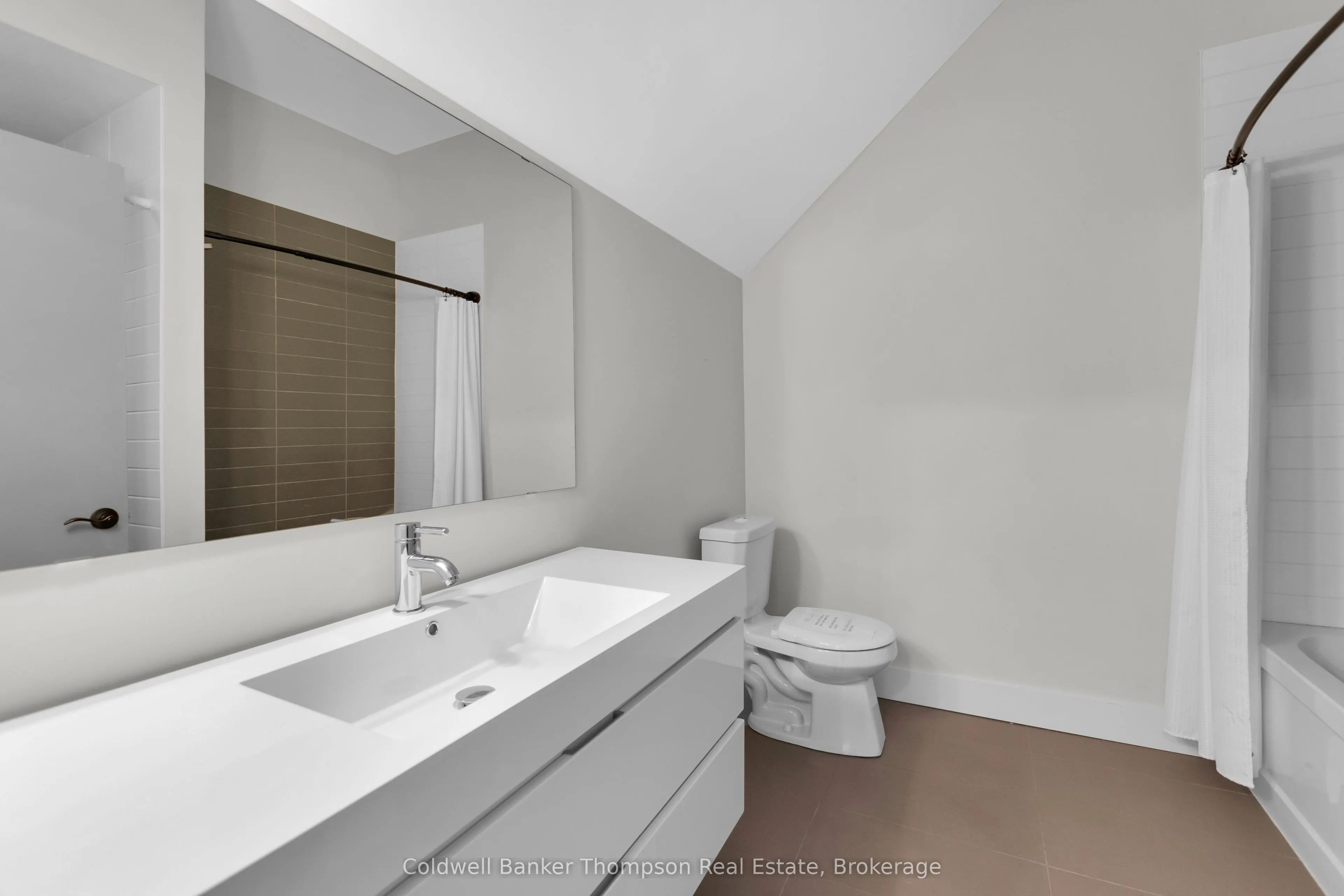 1 TREE TOPS Lane #302