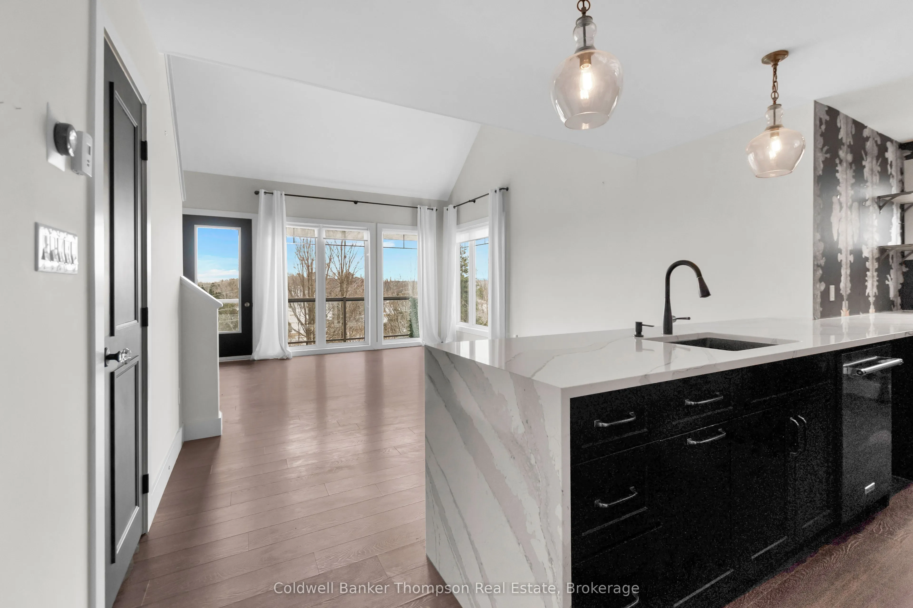 1 TREE TOPS Lane #302
