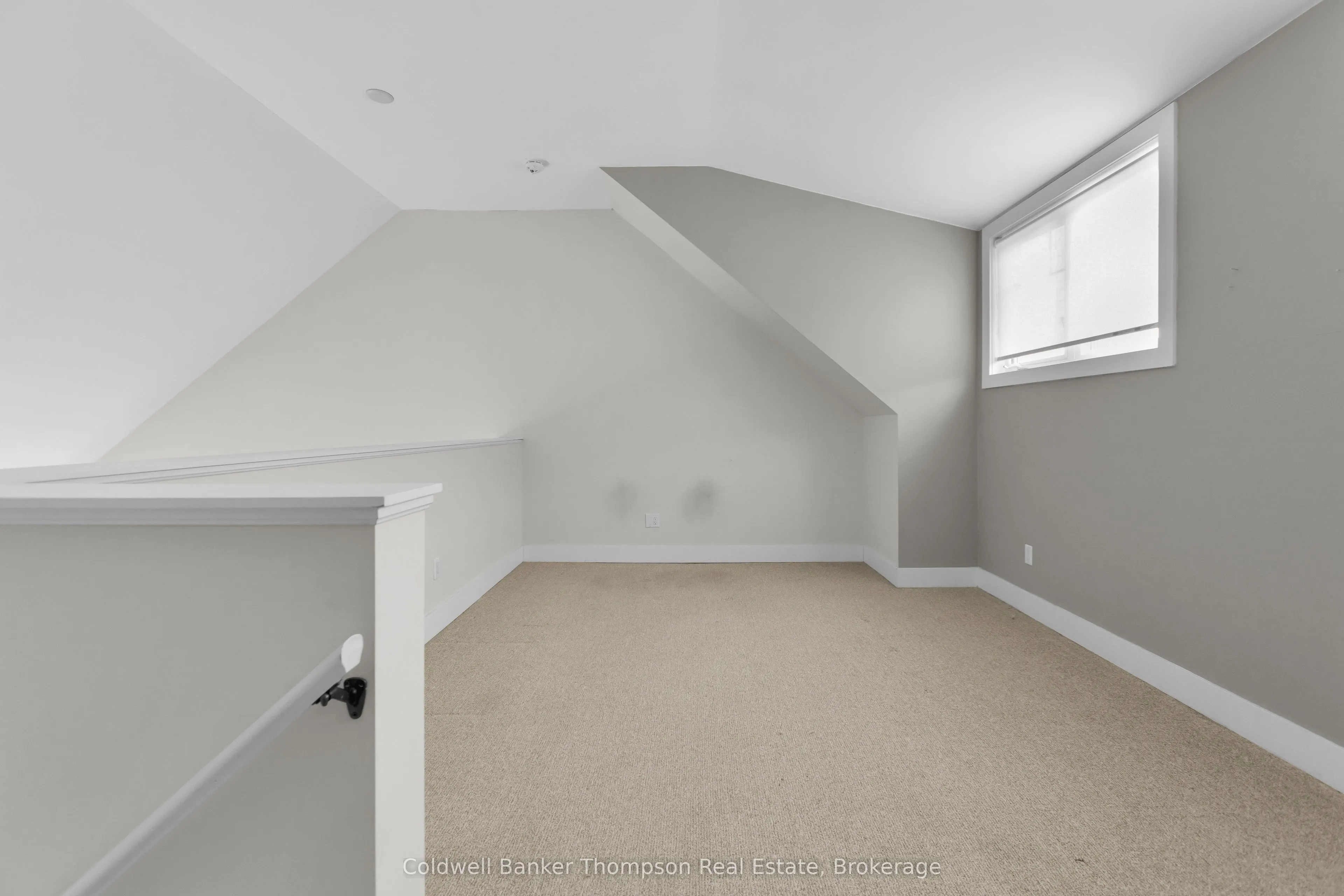 1 TREE TOPS Lane #302