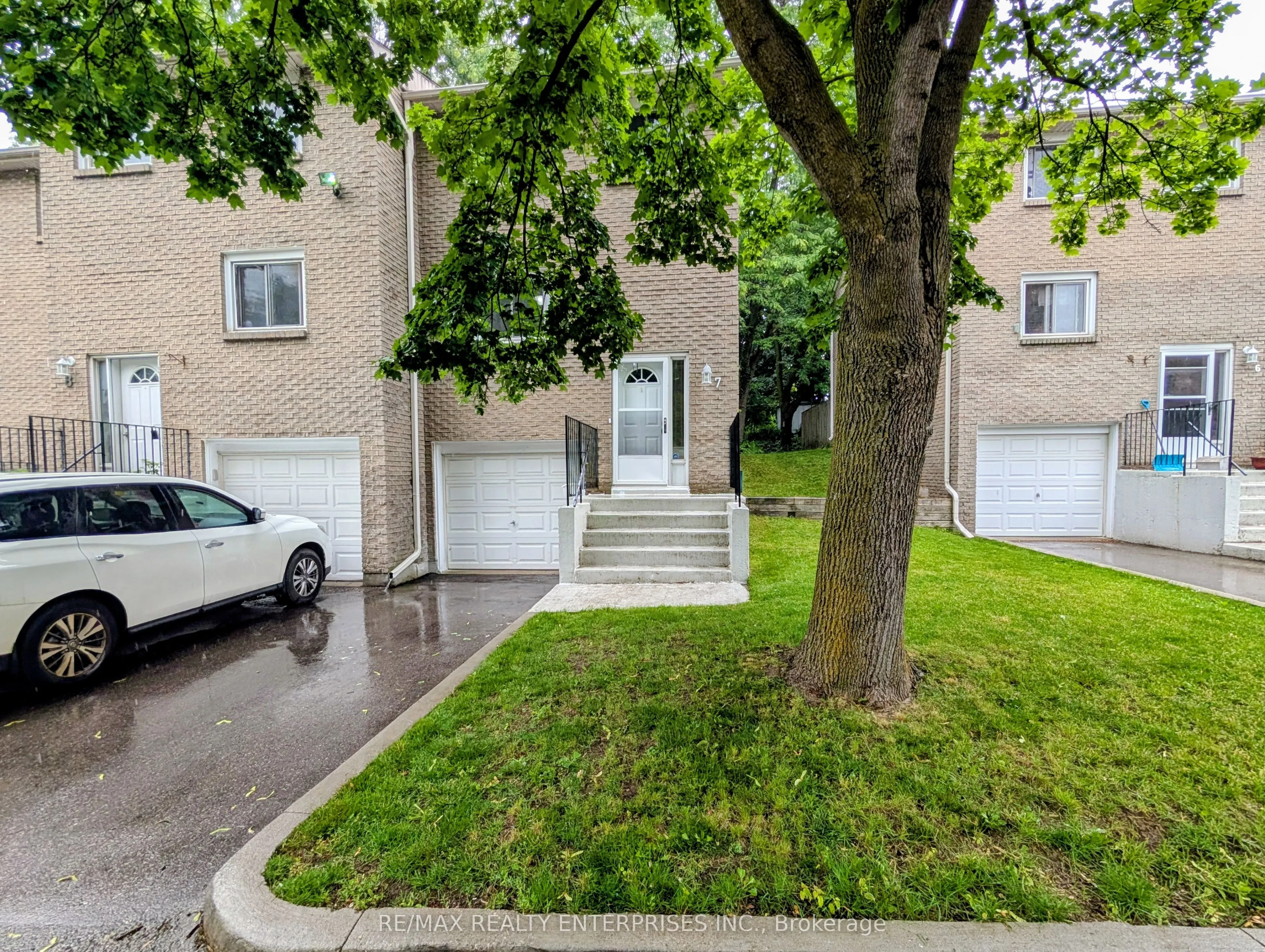 121 Morgan Avenue #7