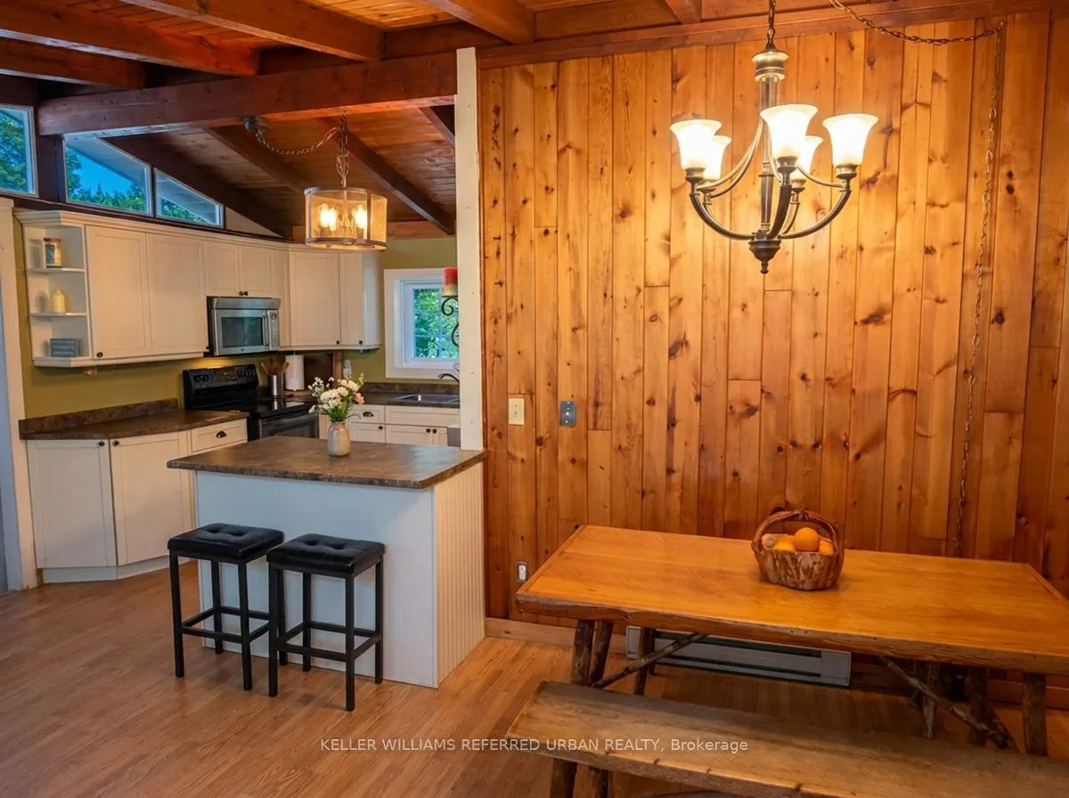 1118 Pine Lake Shores