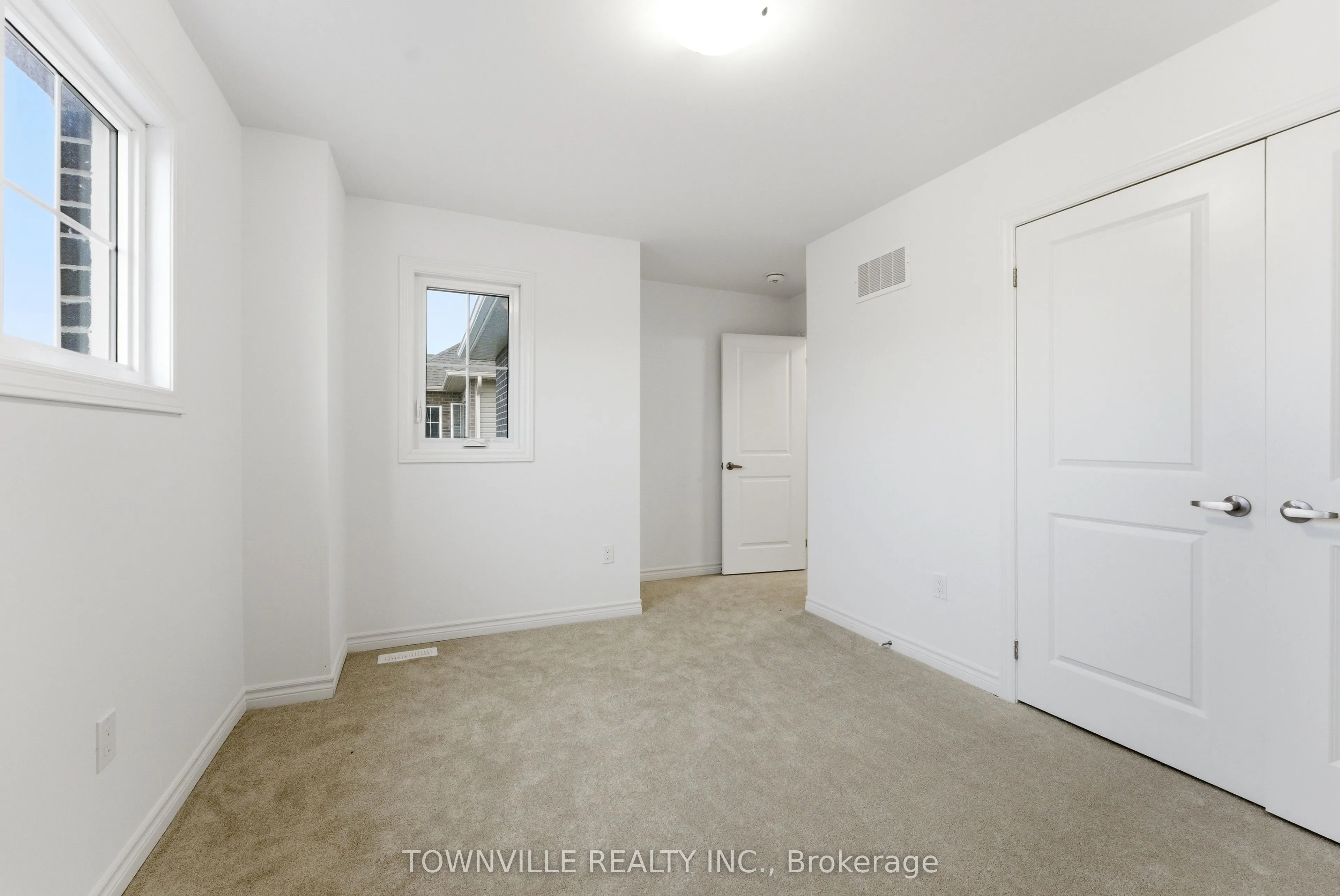 12 Bradden Crescent