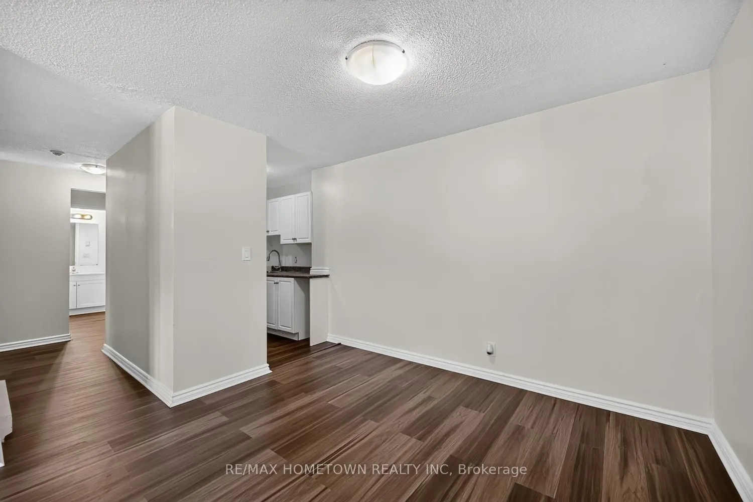 819 MACODRUM Drive #1