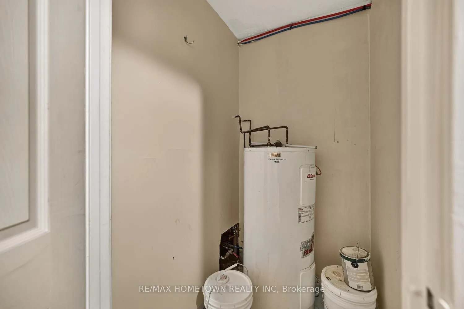 819 MACODRUM Drive #1
