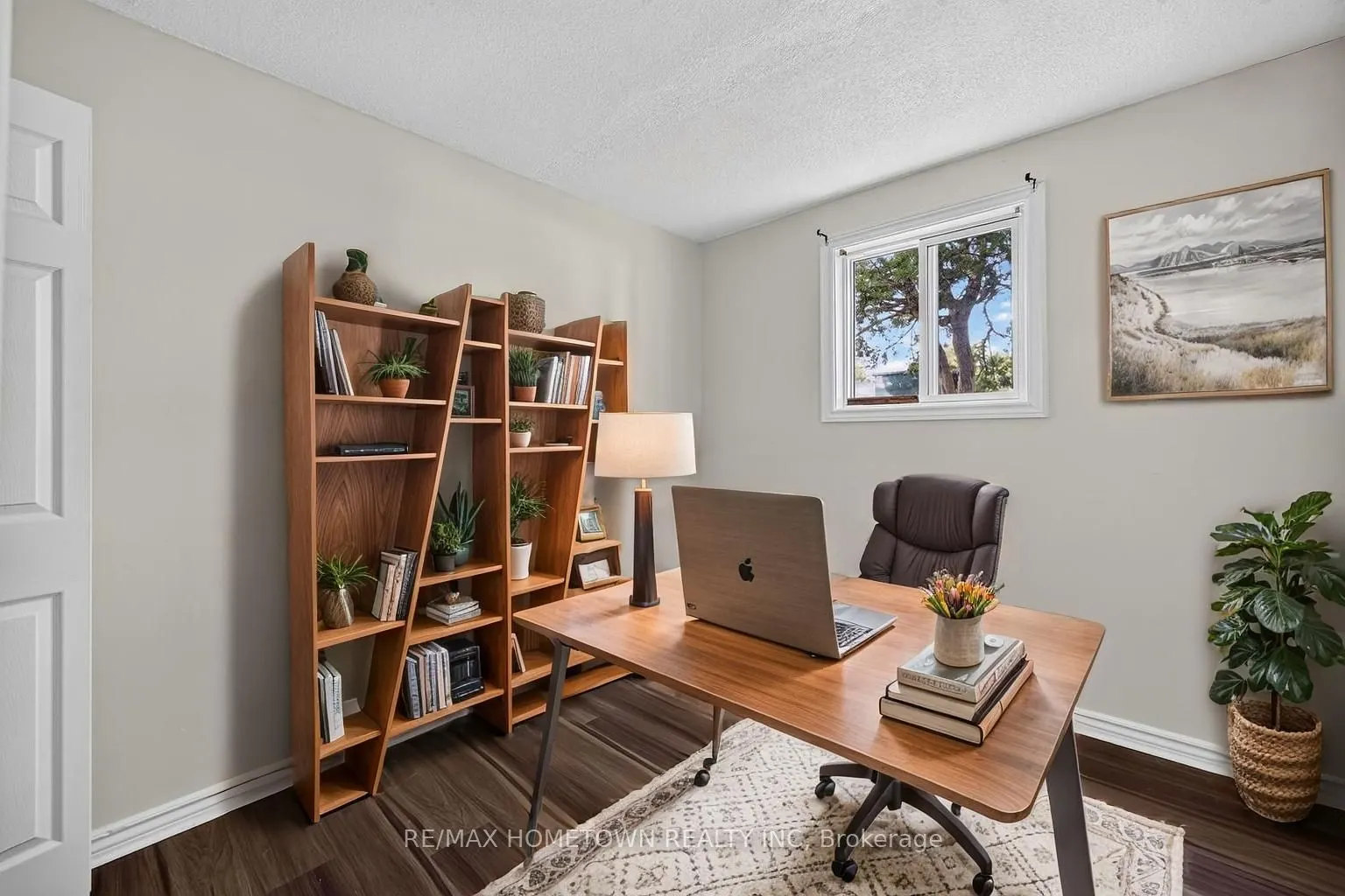 819 MACODRUM Drive #1