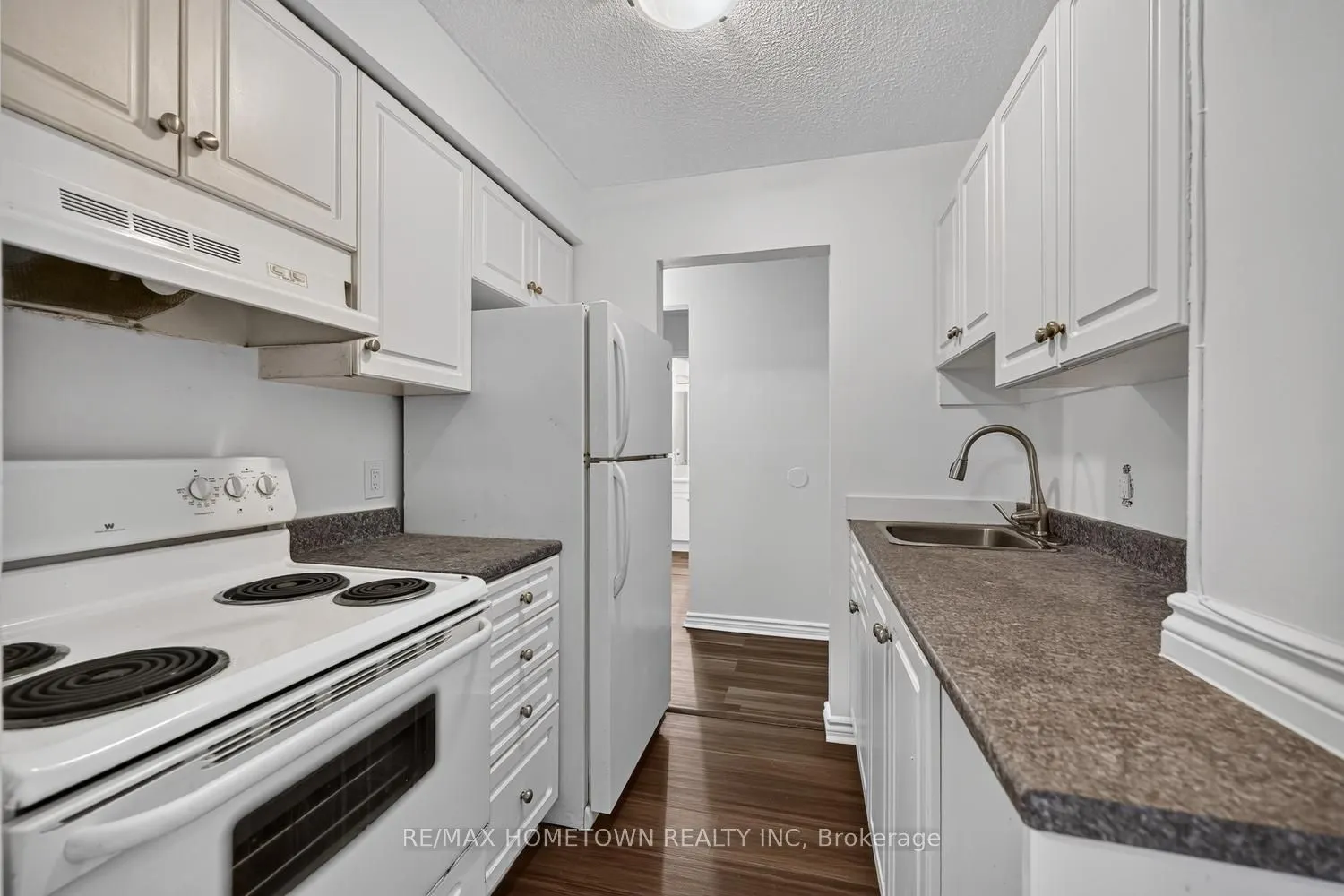 819 MACODRUM Drive #1