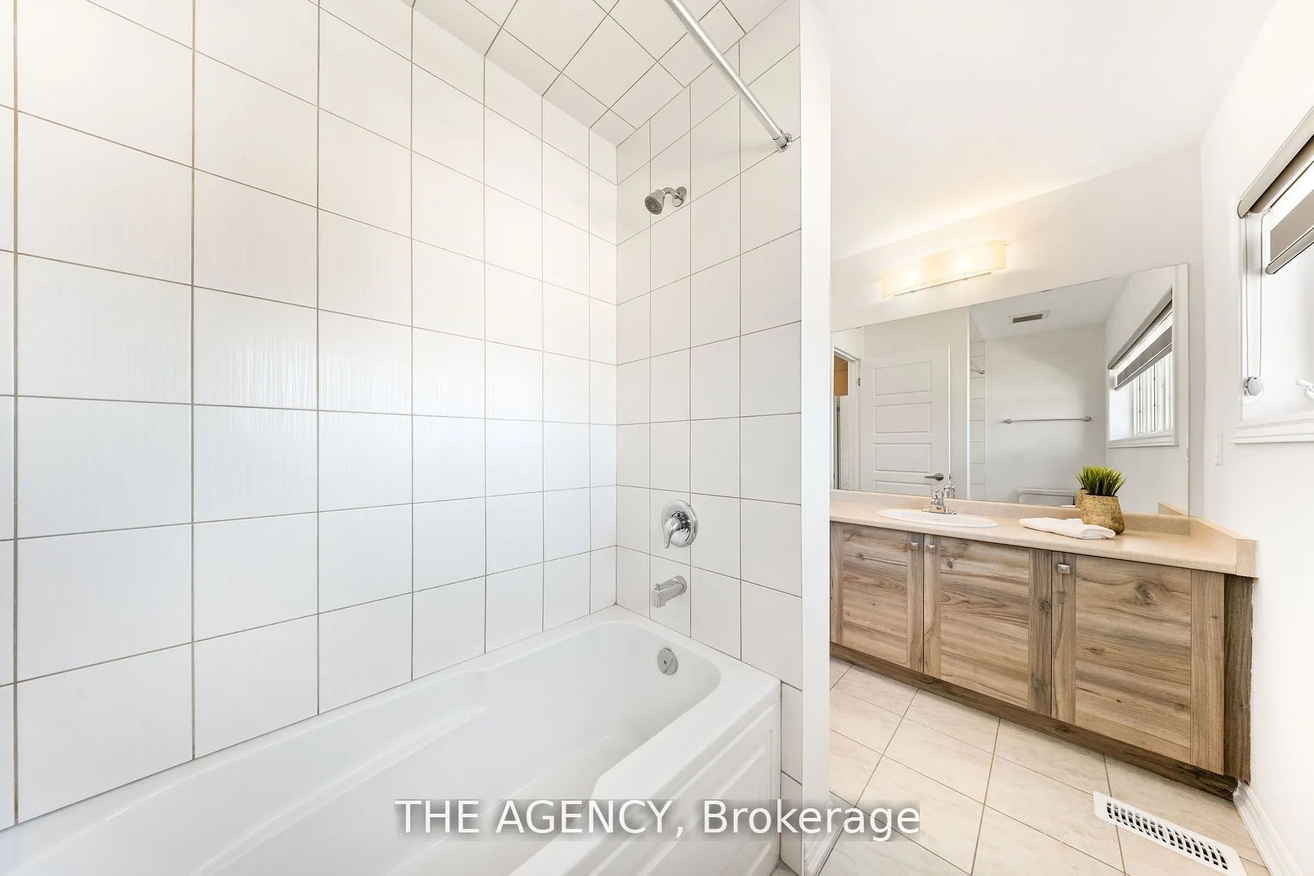 1 Bee Crescent