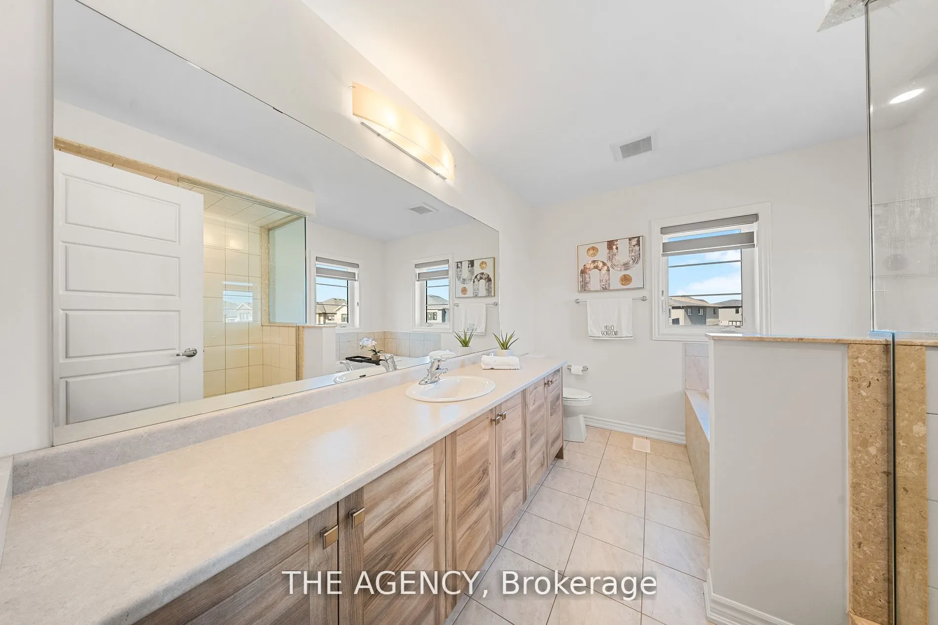 1 Bee Crescent