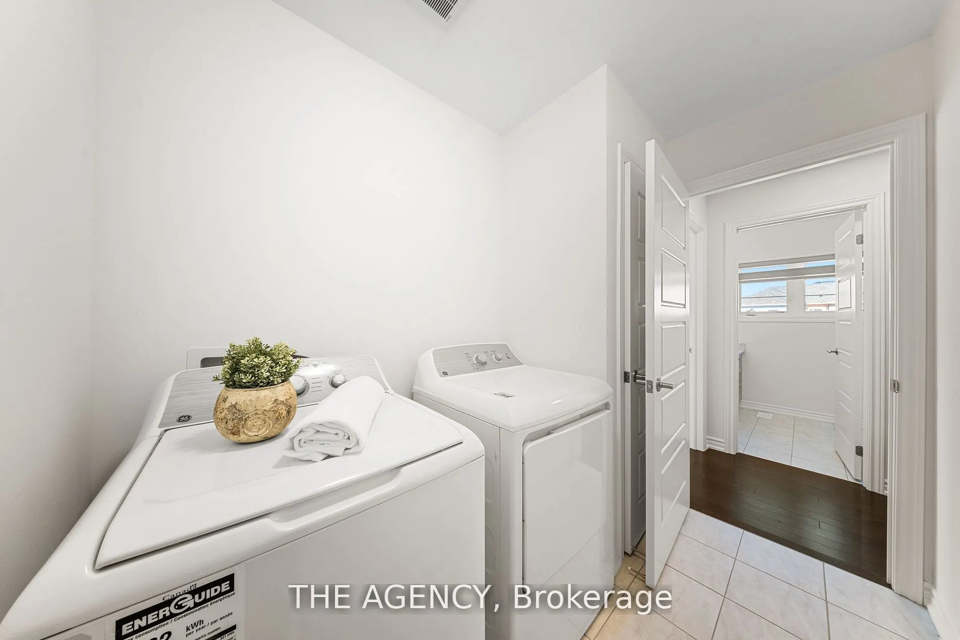 1 Bee Crescent