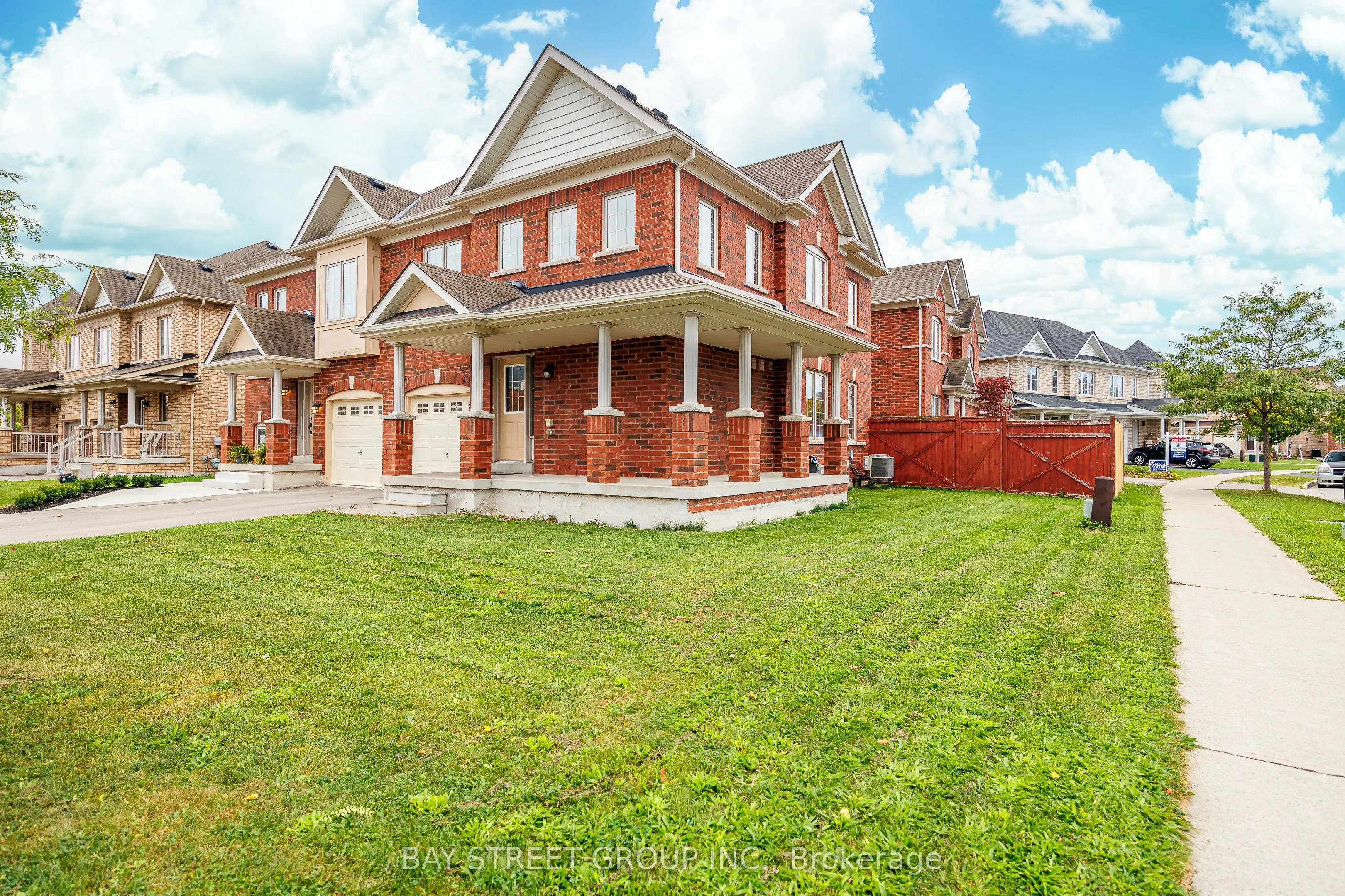 194 Wright Crescent