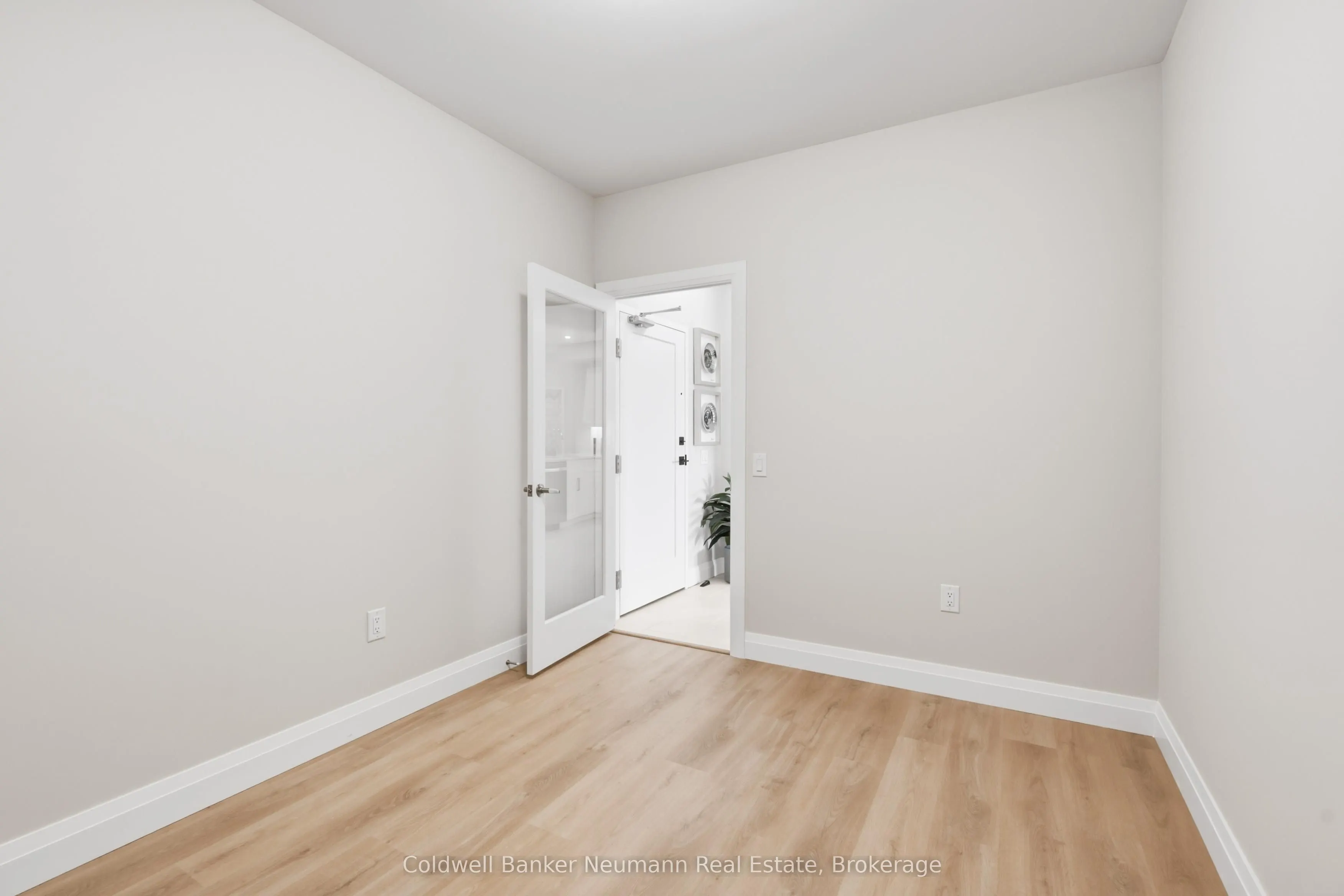 1882 Gordon Street #505
