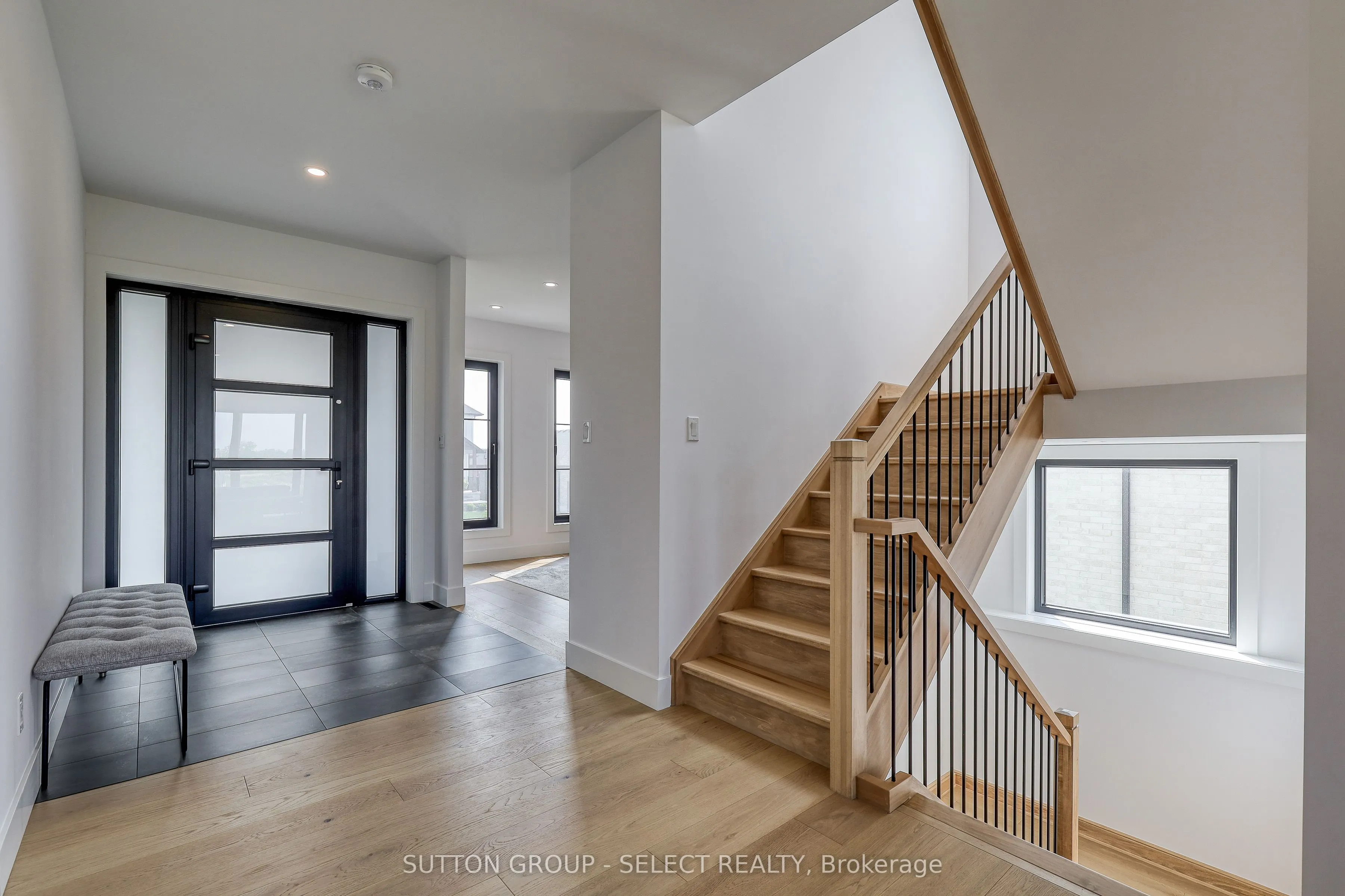 61 CRESTVIEW Drive