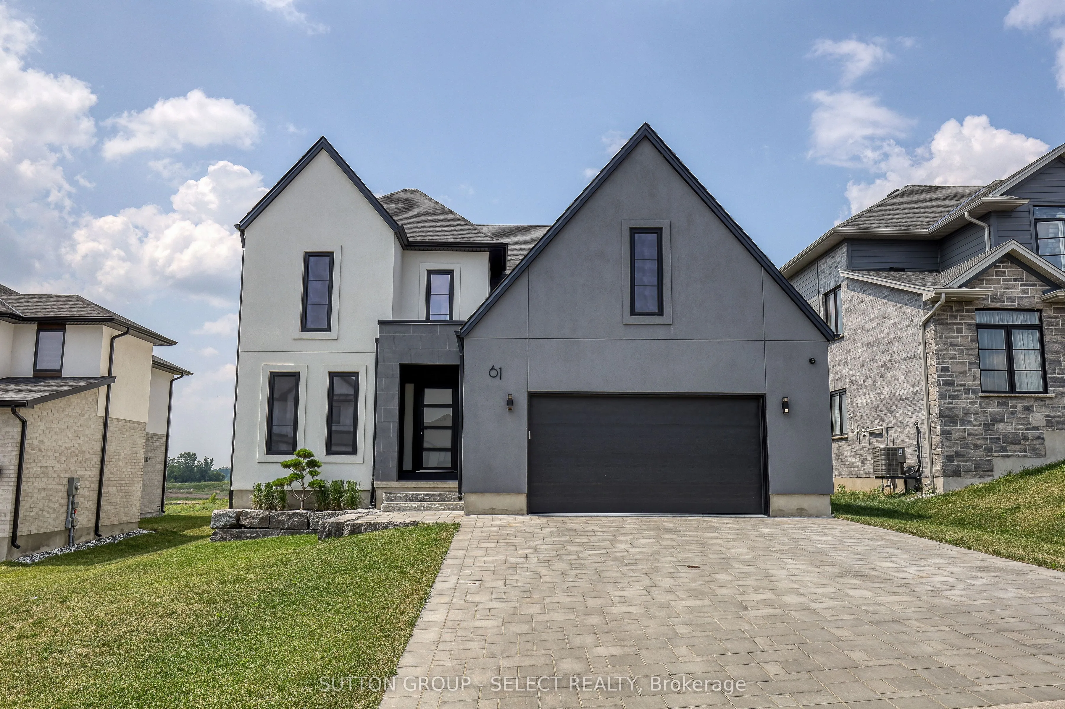 61 CRESTVIEW Drive