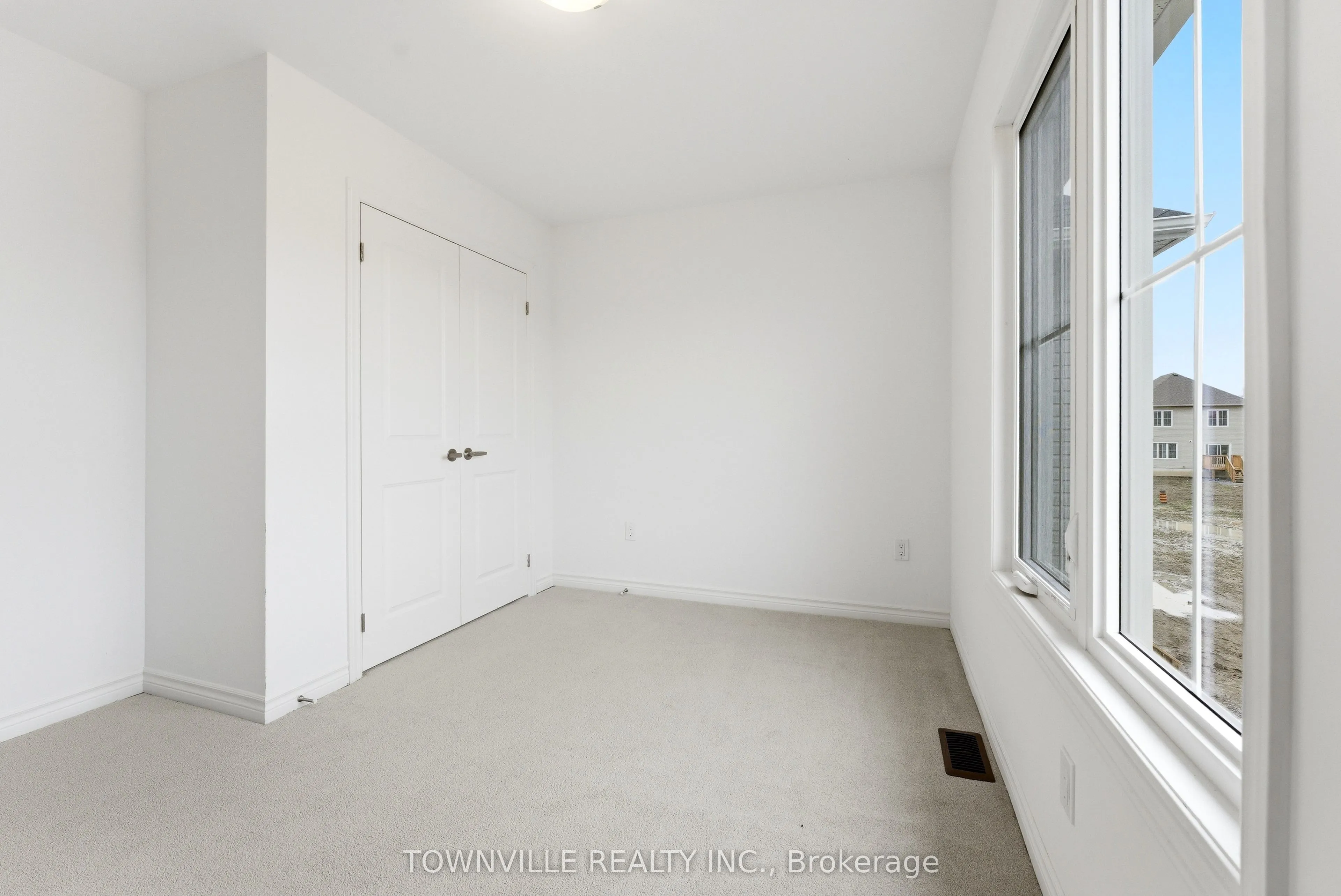 10 Bradden Crescent