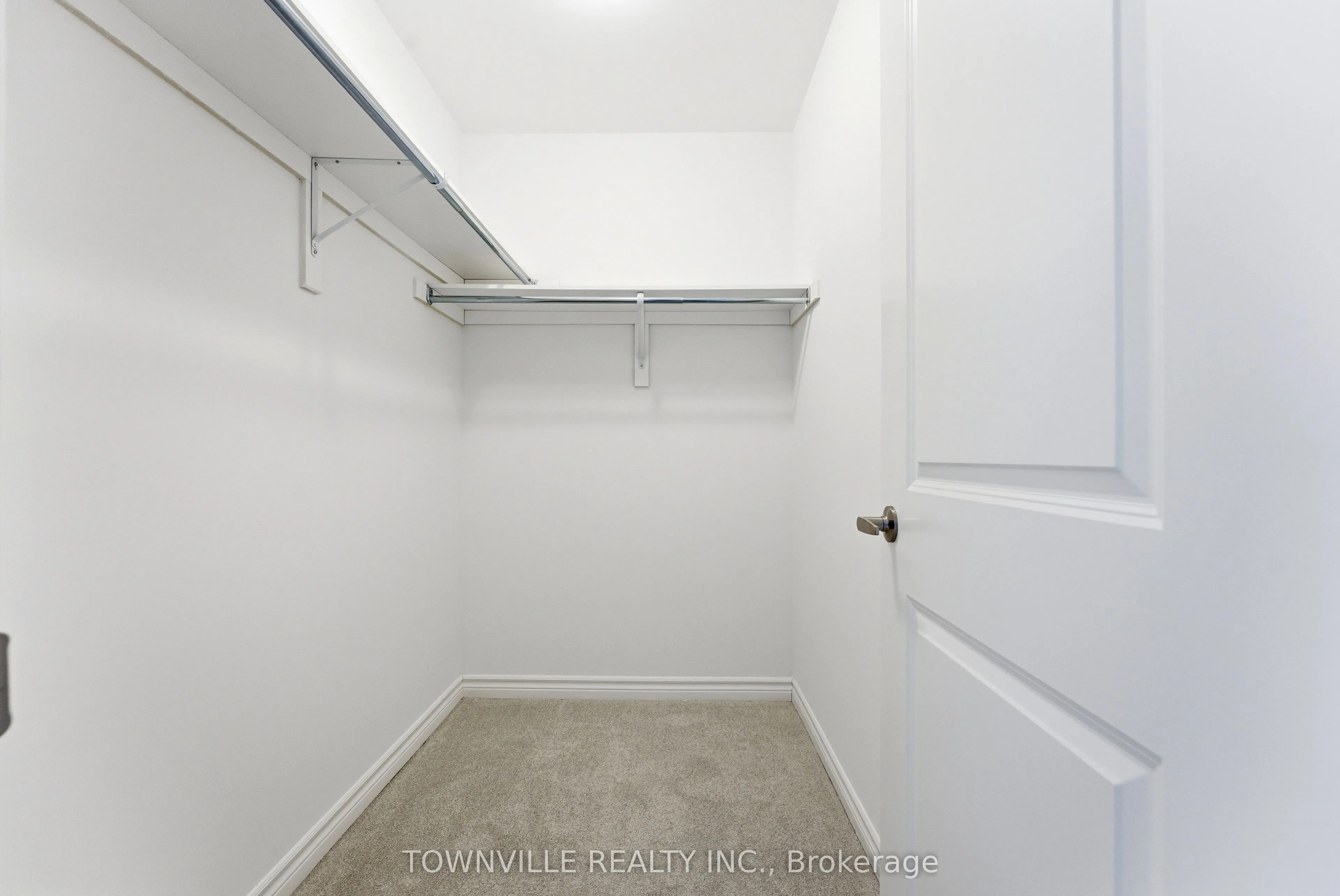 10 Bradden Crescent