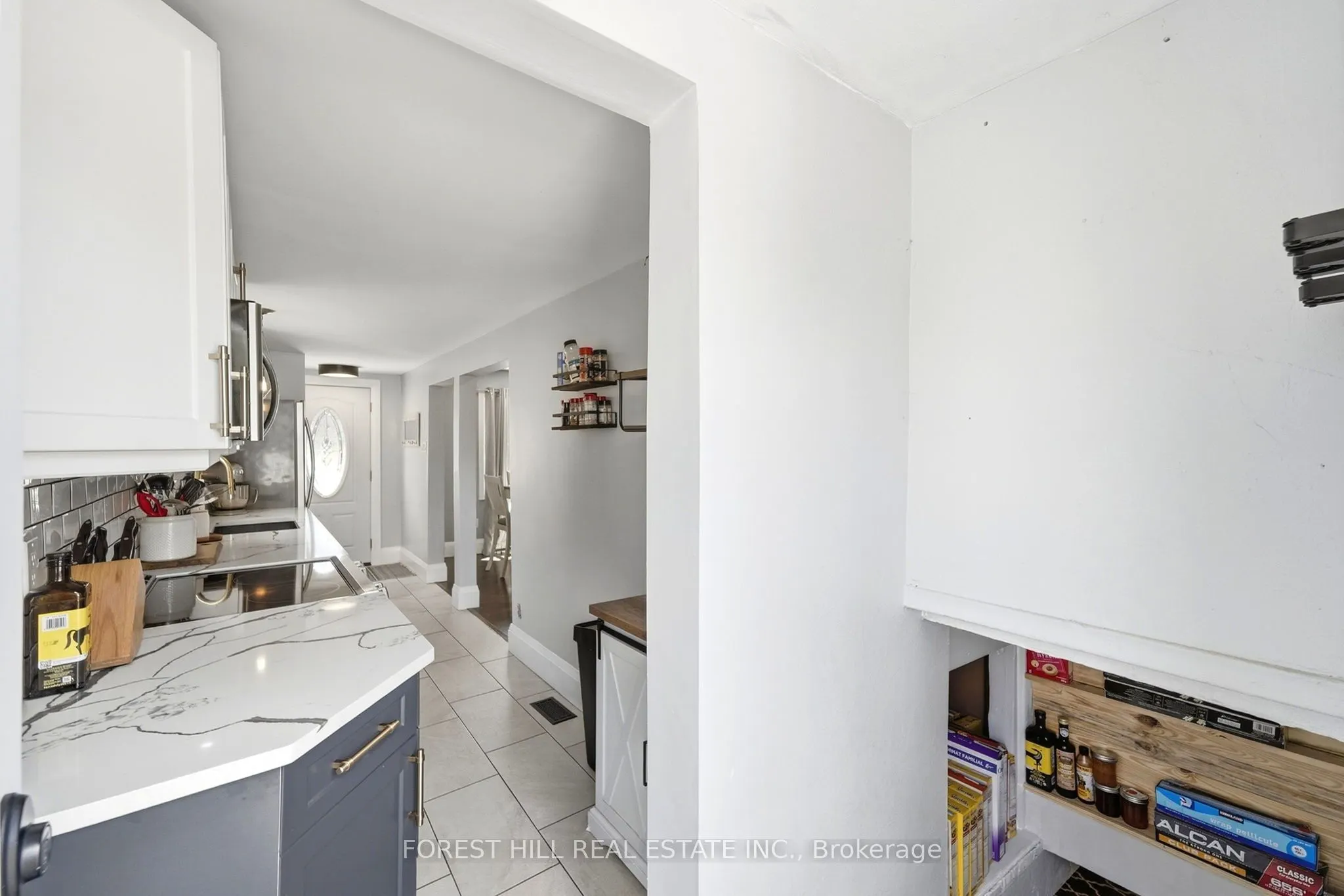 662 Cochrane Road