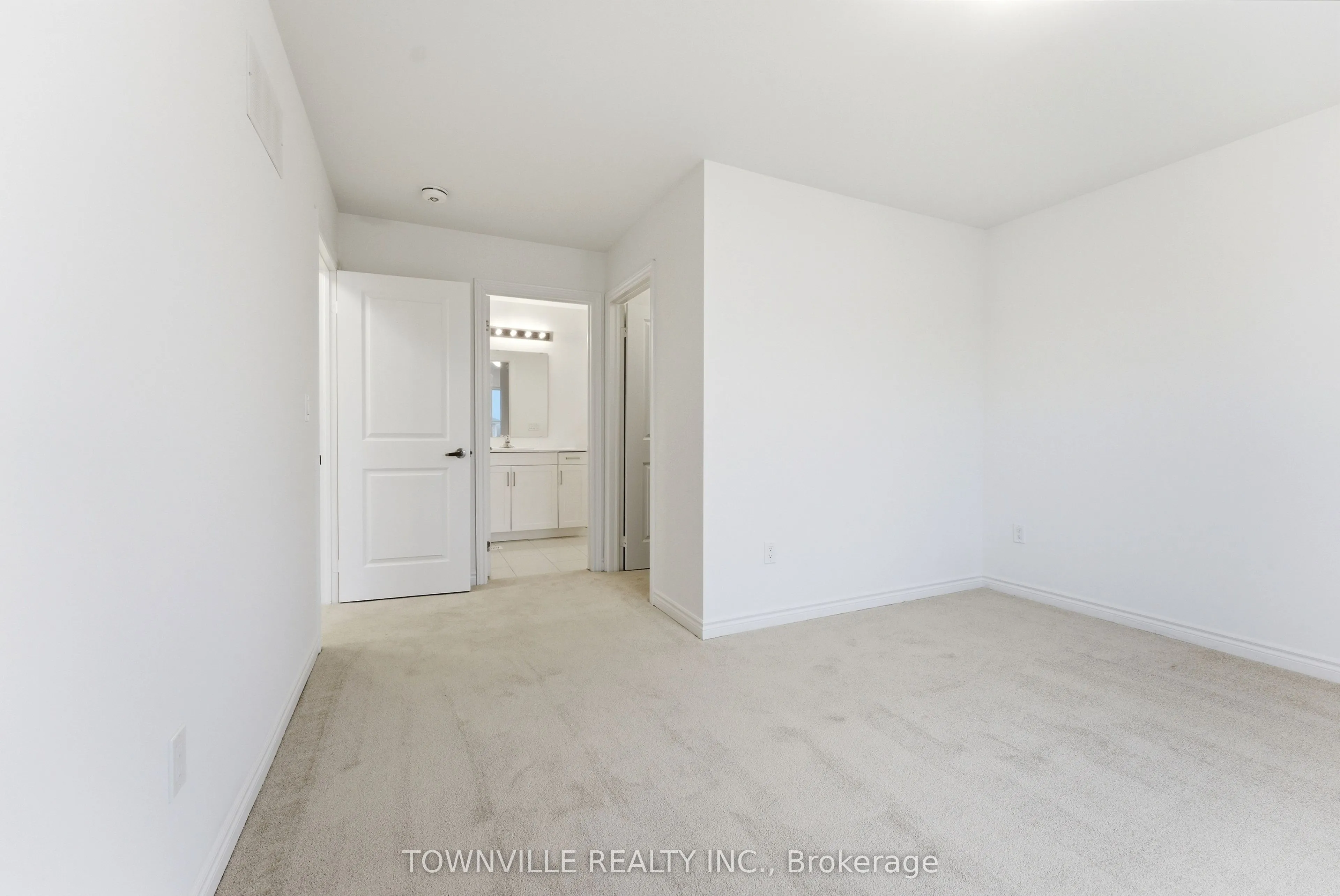 55 Bradden Crescent