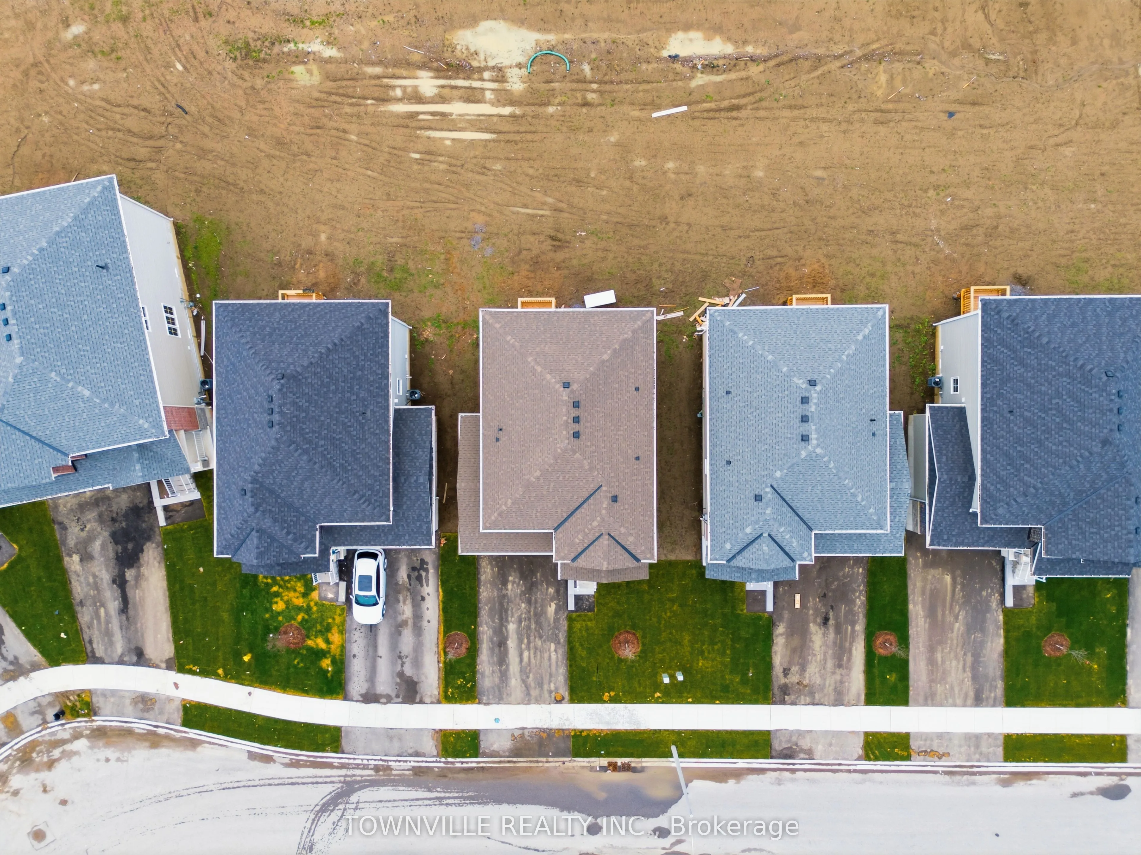 55 Bradden Crescent