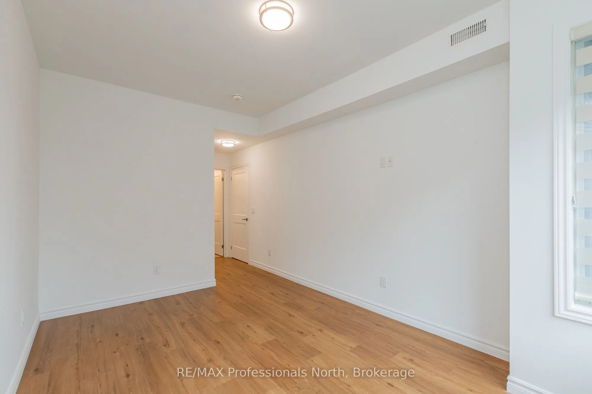 6 Suncrest Lane #104