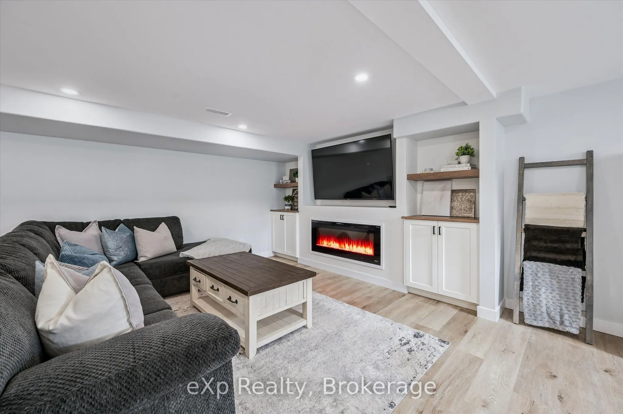 14 Glenwood Avenue