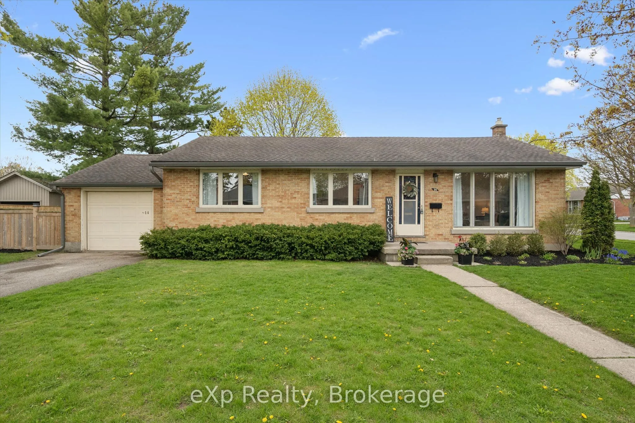 14 Glenwood Avenue