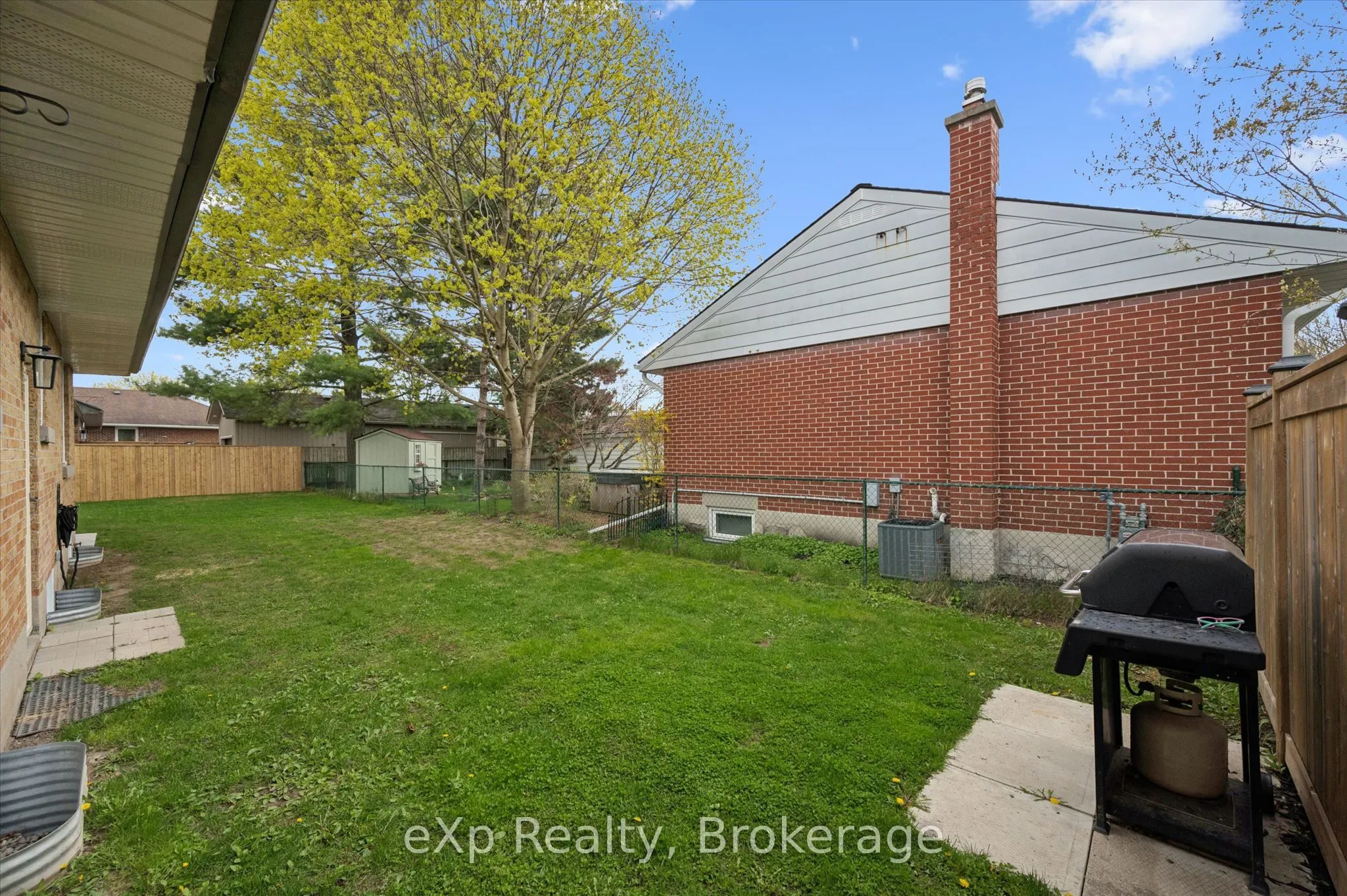 14 Glenwood Avenue