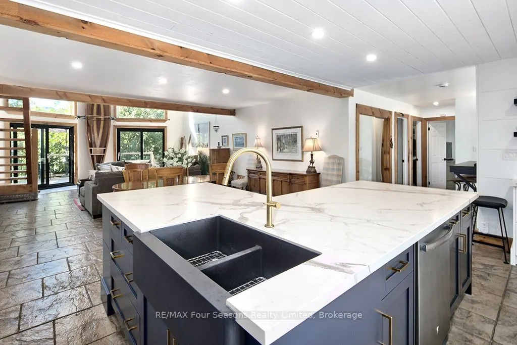 190 LAKESHORE Road E