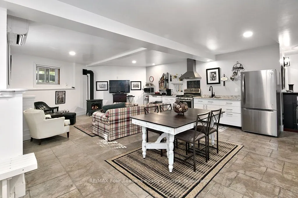 190 LAKESHORE Road E