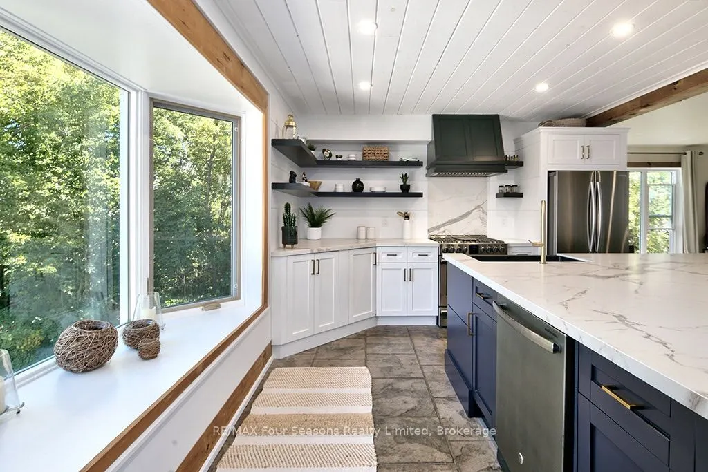 190 LAKESHORE Road E
