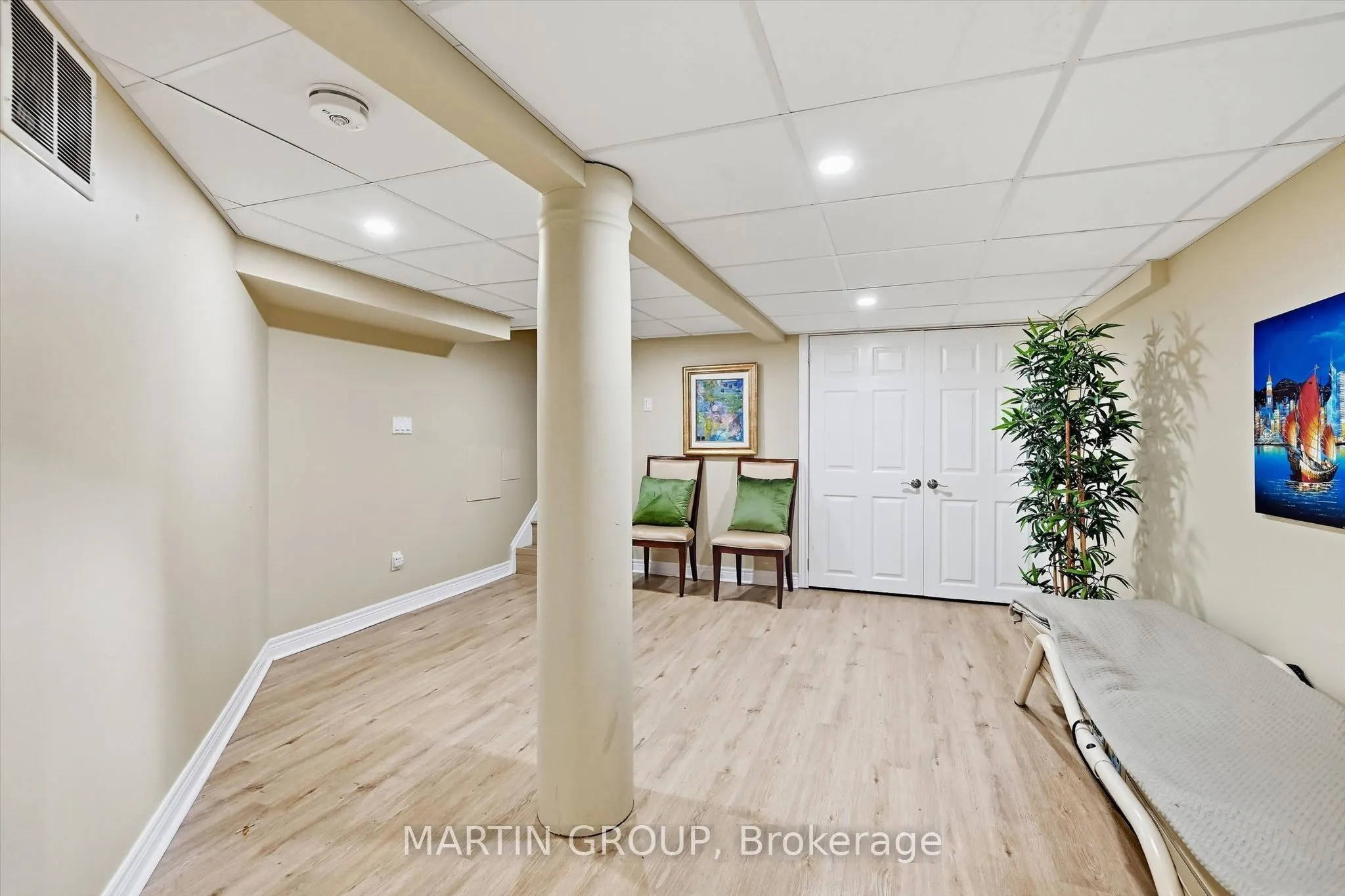 29 CONSIDINE Avenue