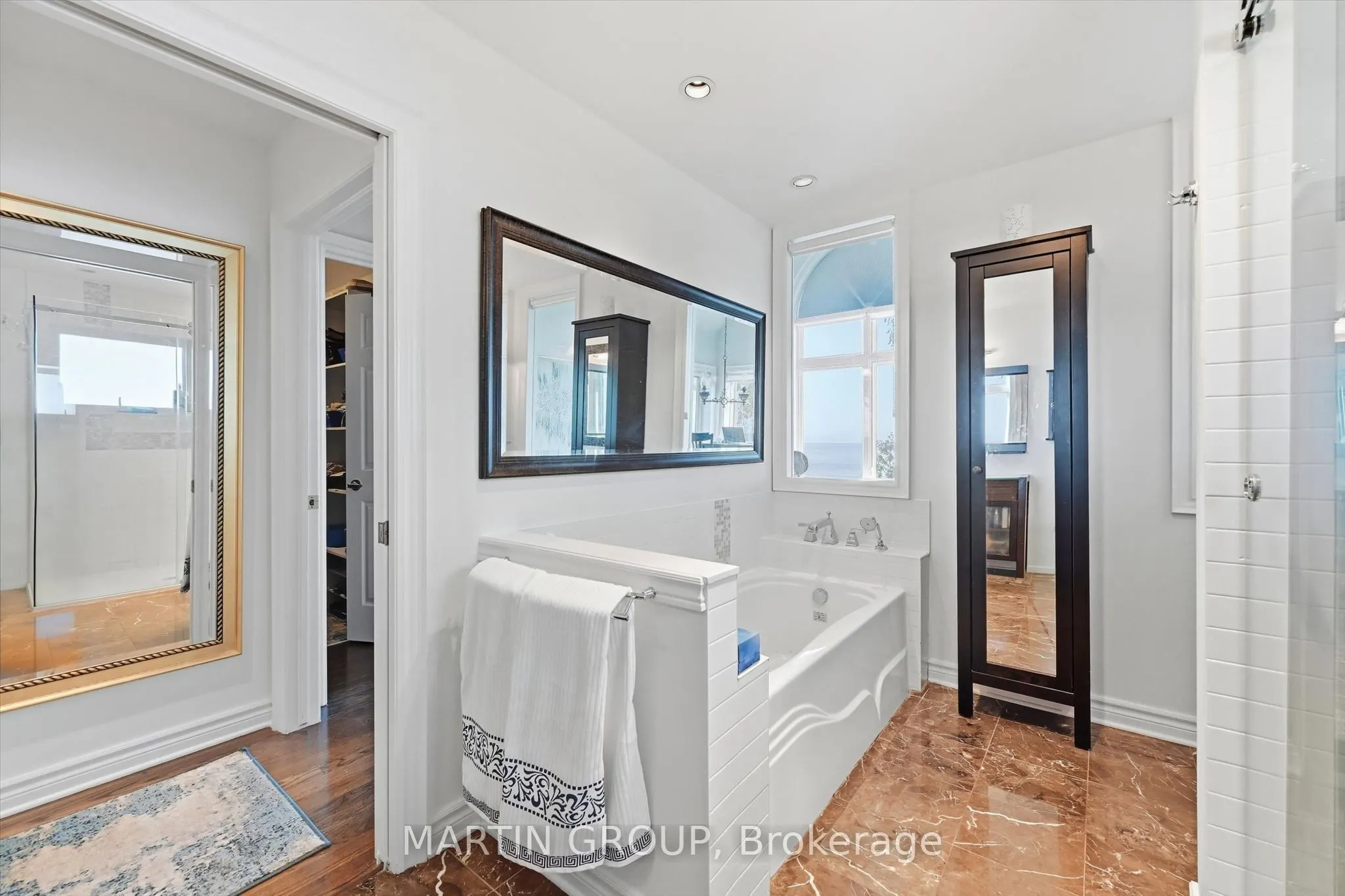 29 CONSIDINE Avenue