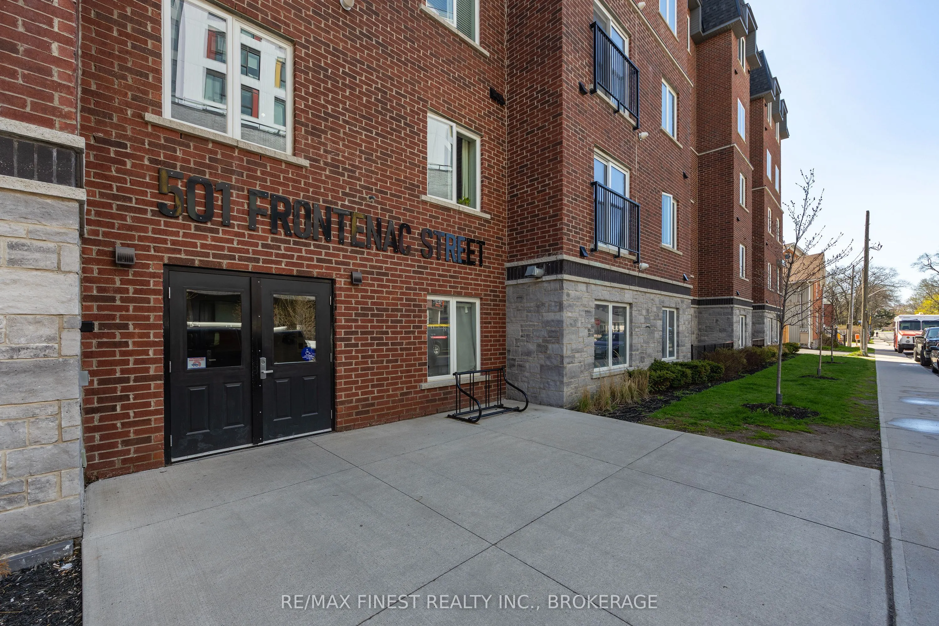 501 FRONTENAC Street #308