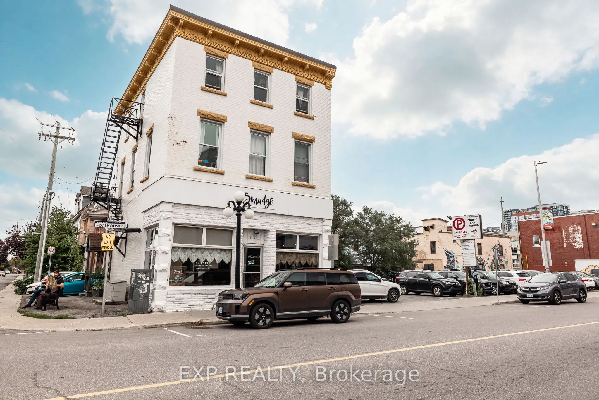 122 Guigues Avenue W #Unit 1 Level 1
