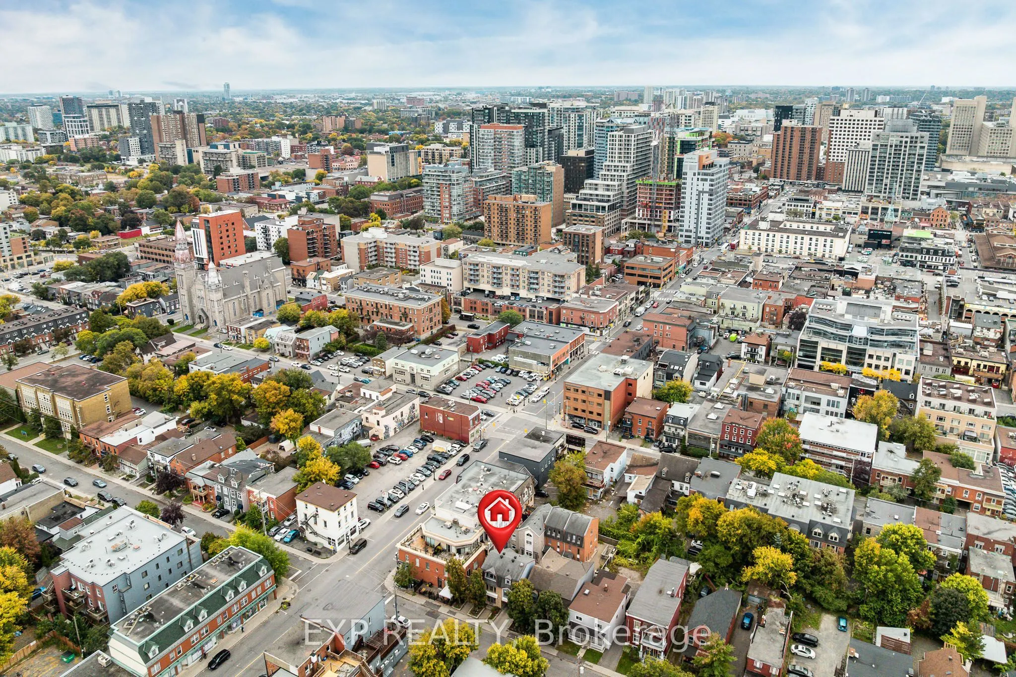 122 Guigues Avenue W #Unit 1 Level 1