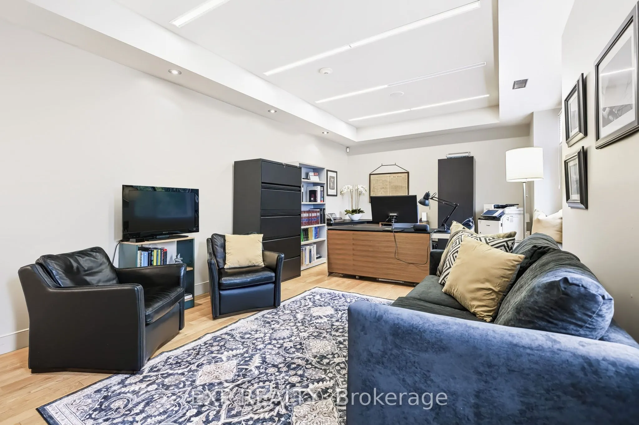 122 Guigues Avenue W #Unit 1 Level 1