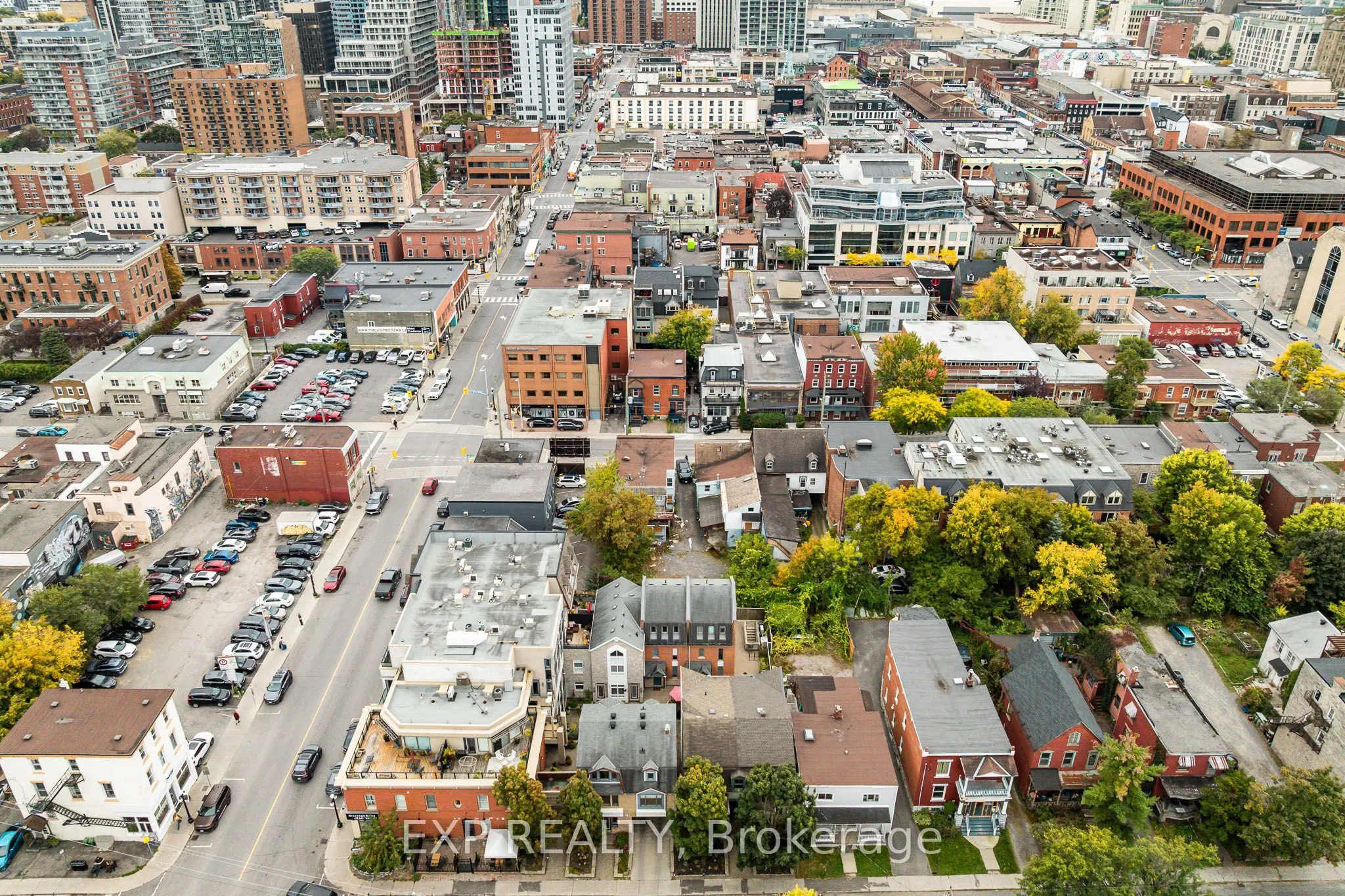 122 Guigues Avenue W #Unit 1 Level 1