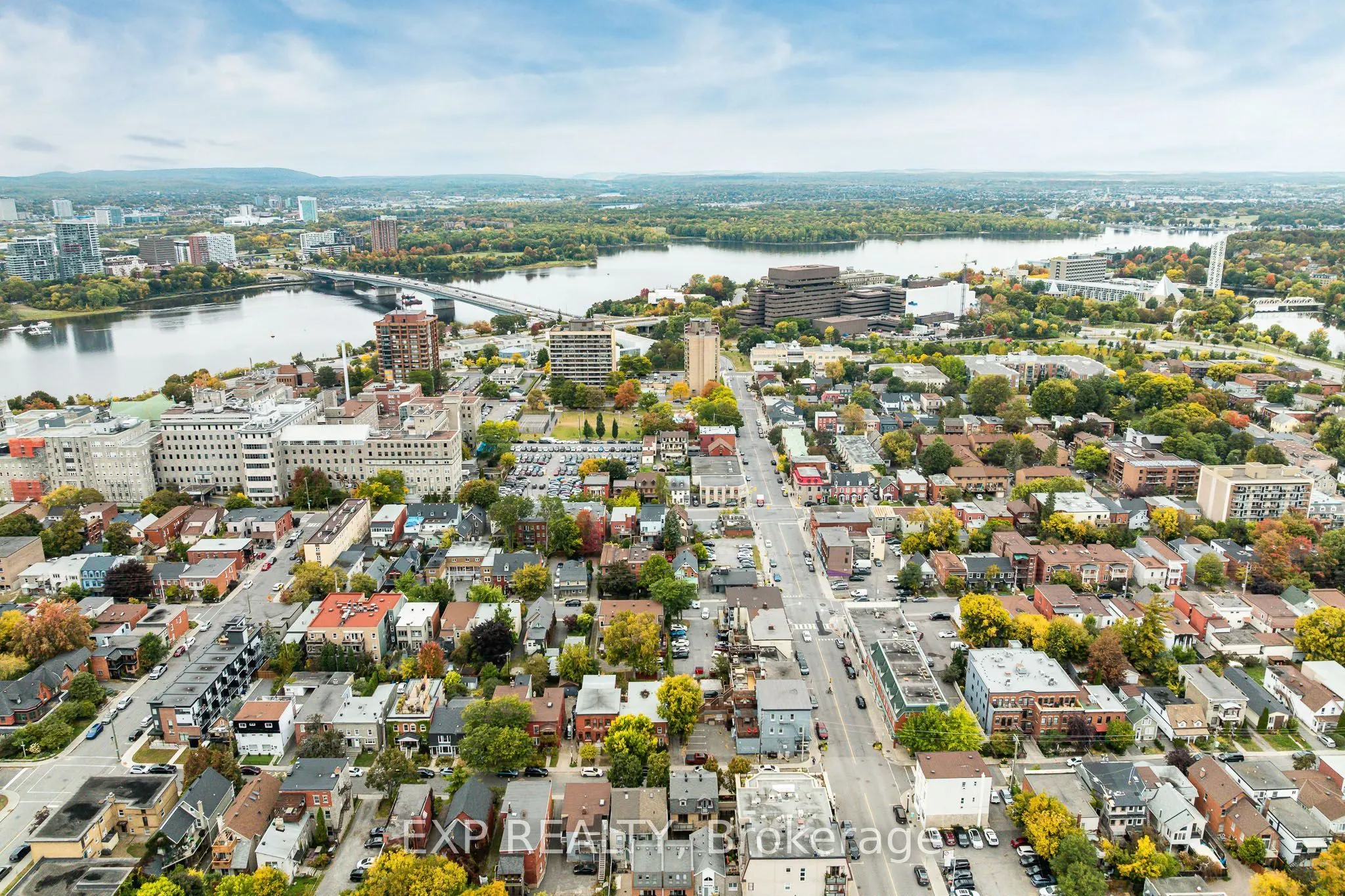 122 Guigues Avenue W #Unit 1 Level 1