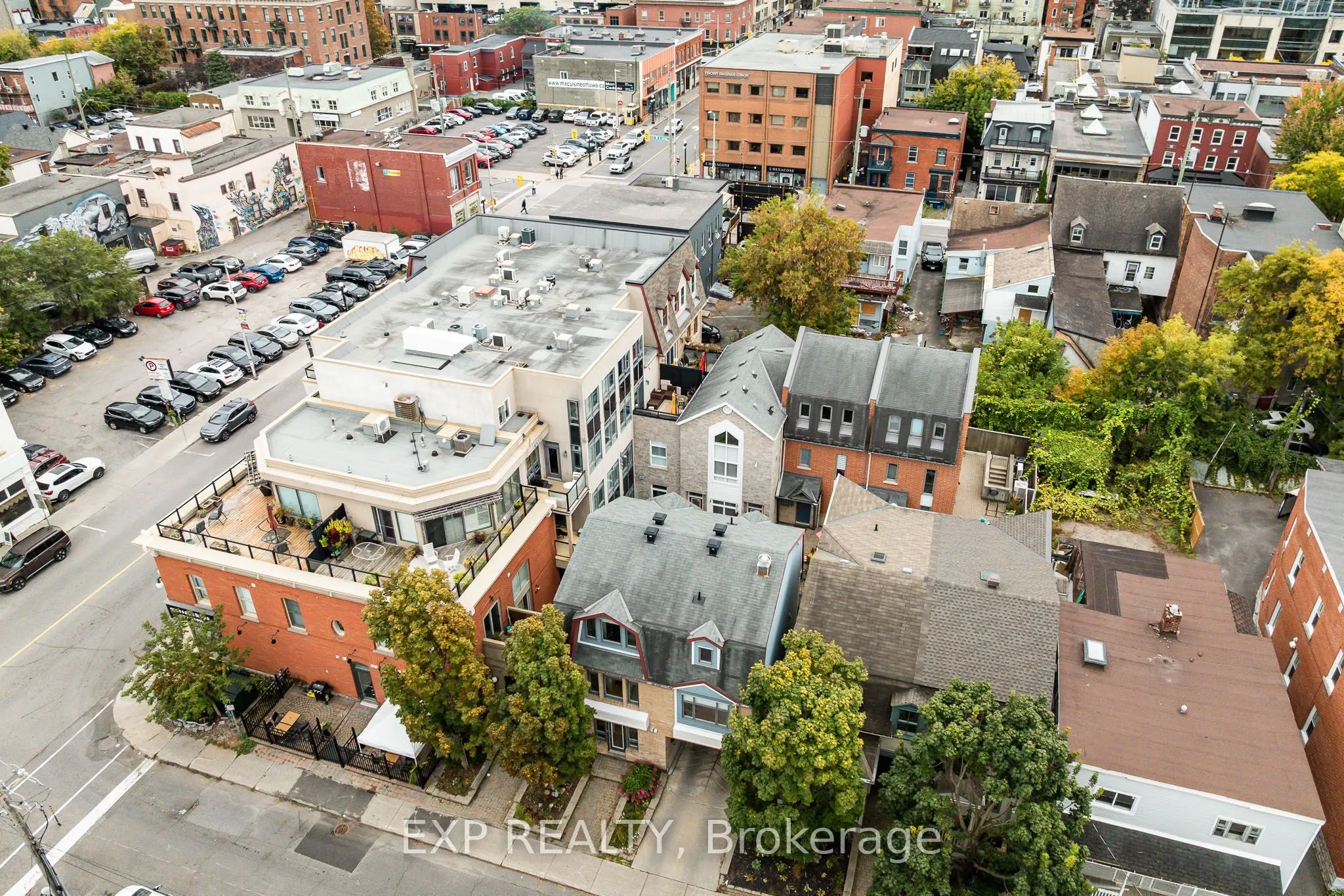 122 Guigues Avenue W #Unit 1 Level 1