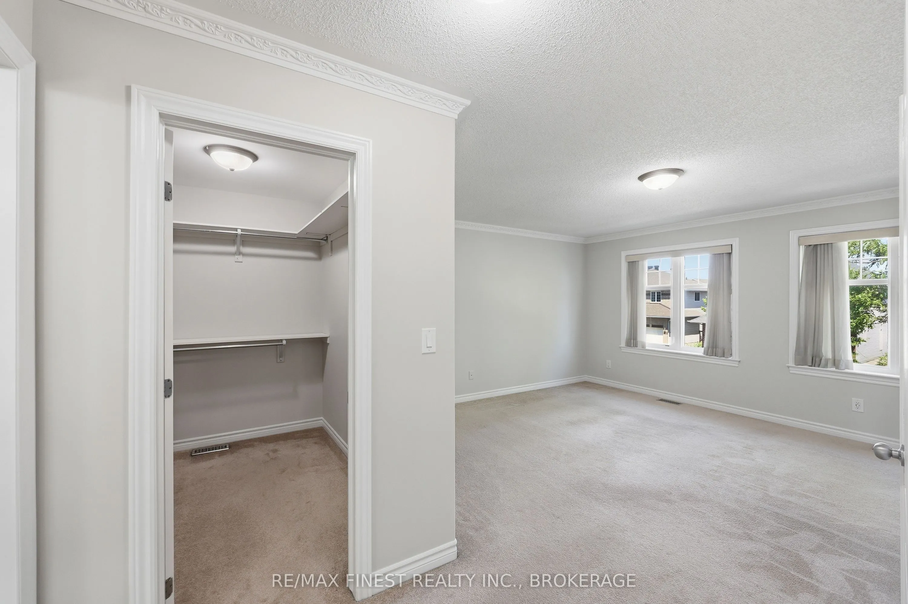 896 Cottonwood Avenue