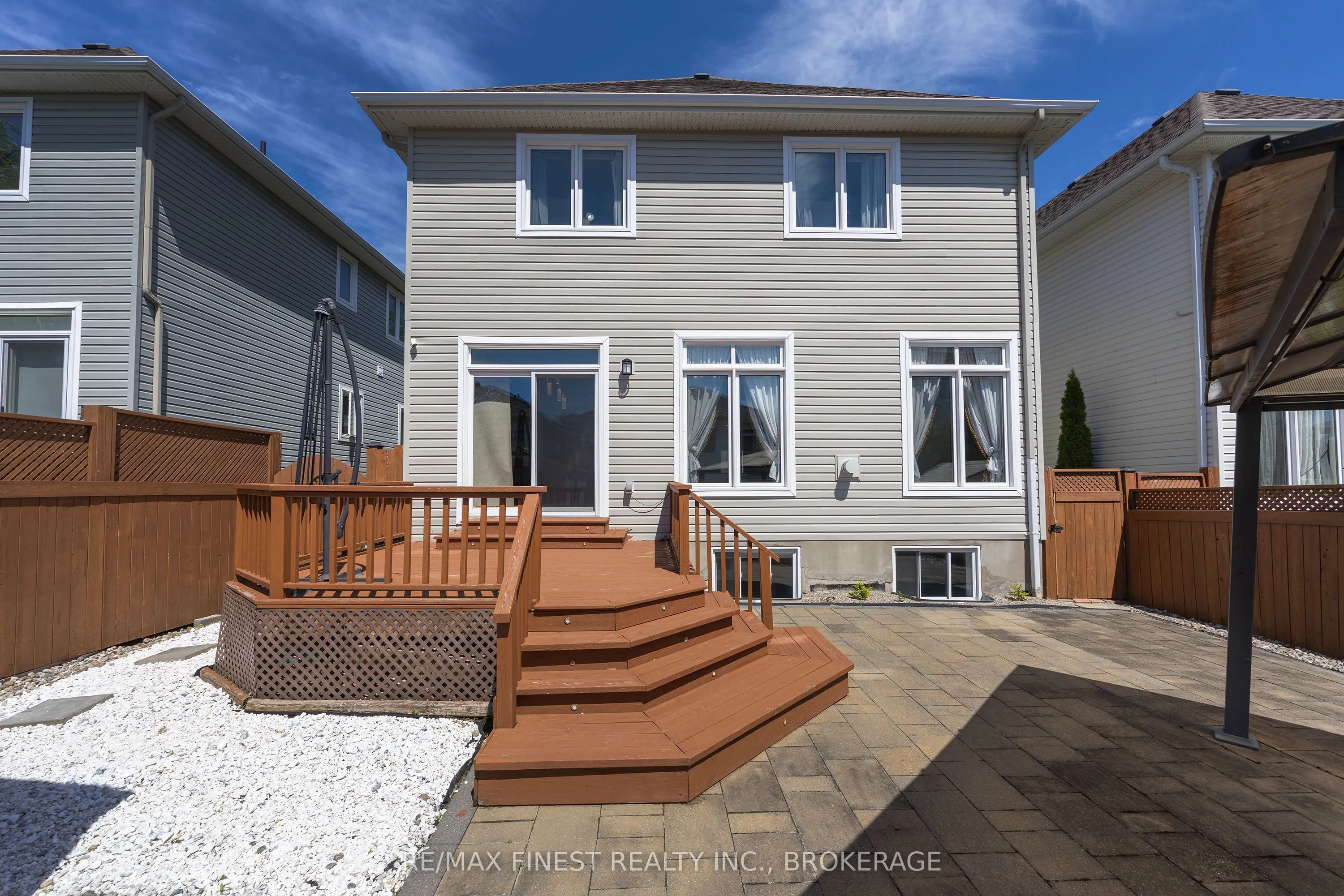 896 Cottonwood Avenue