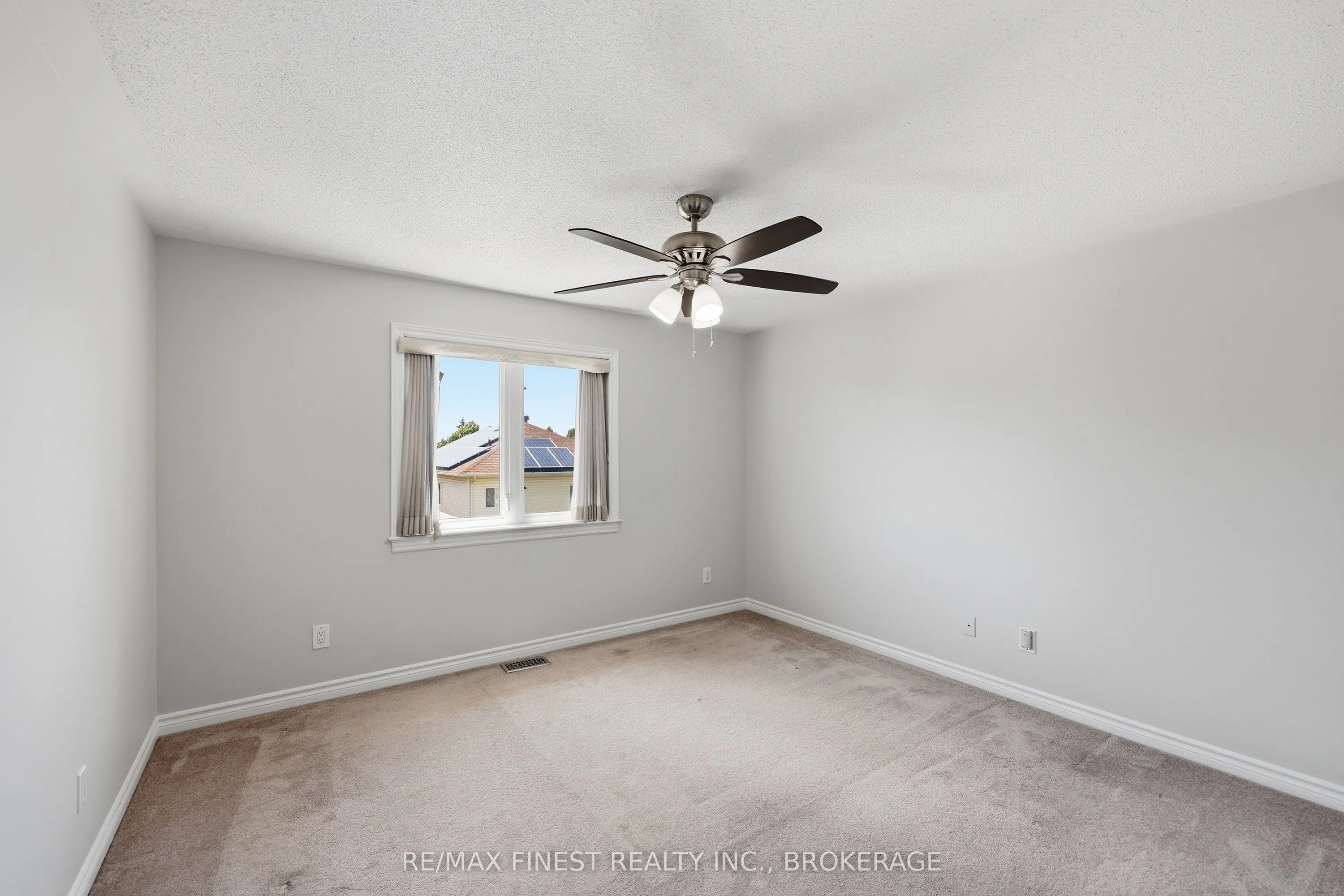 896 Cottonwood Avenue