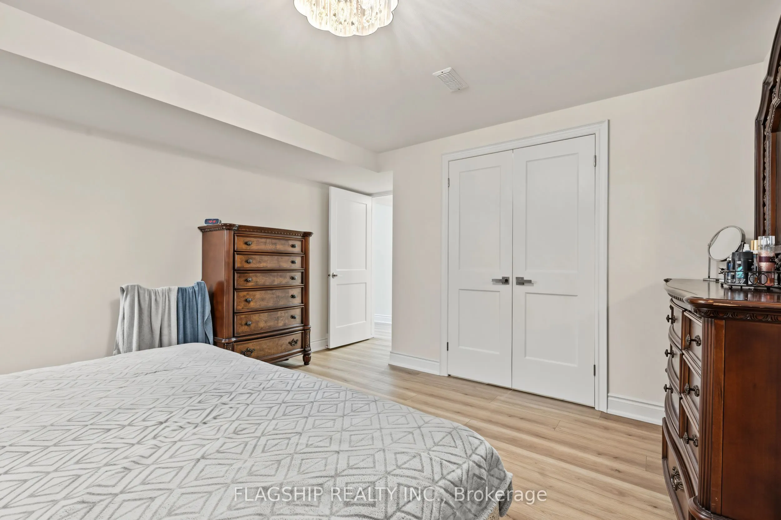 23 Rosslinn Road